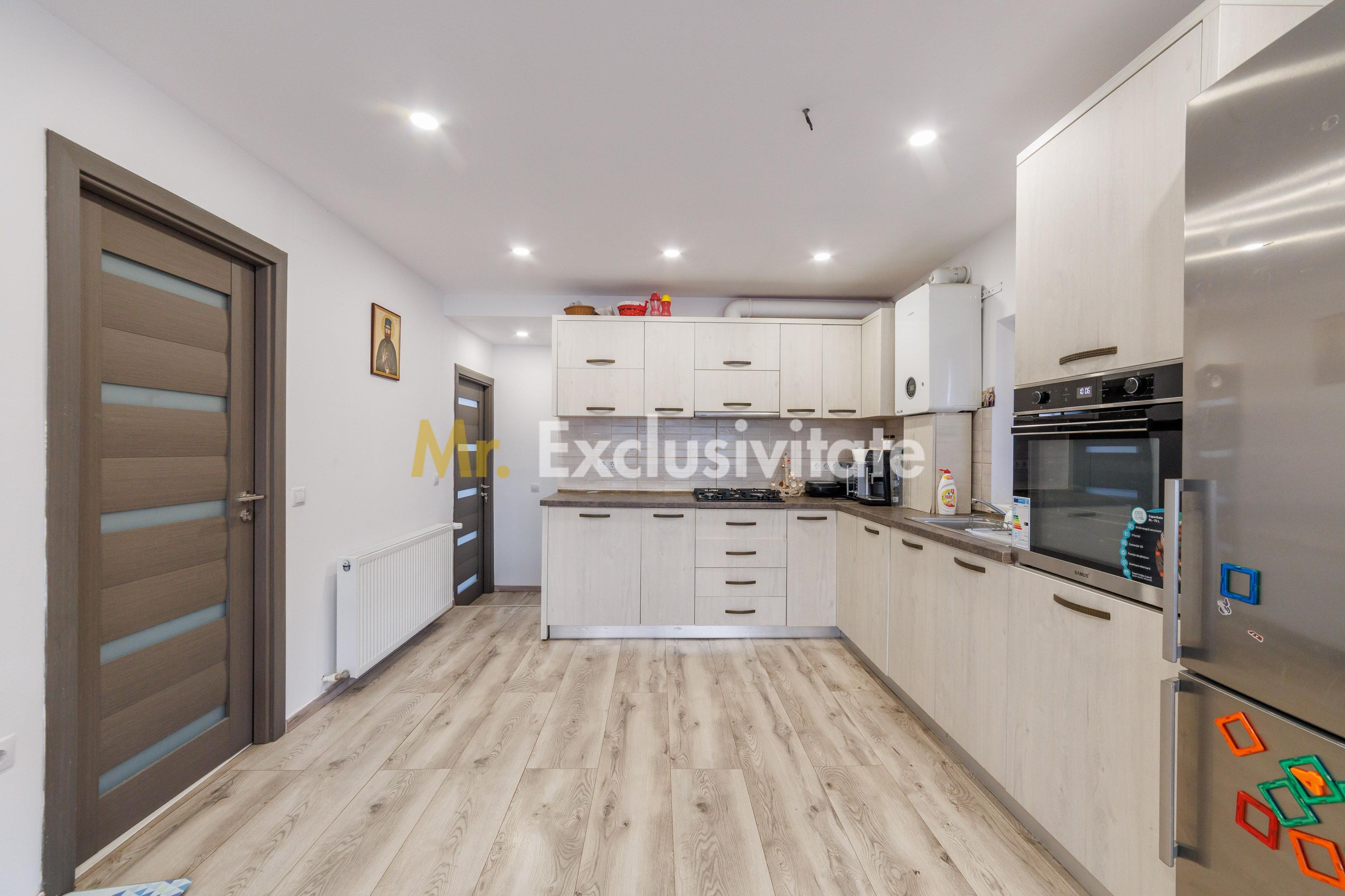 Proprietate cu 2 case | Ideală pentru două familii - Calimanesti! - 8