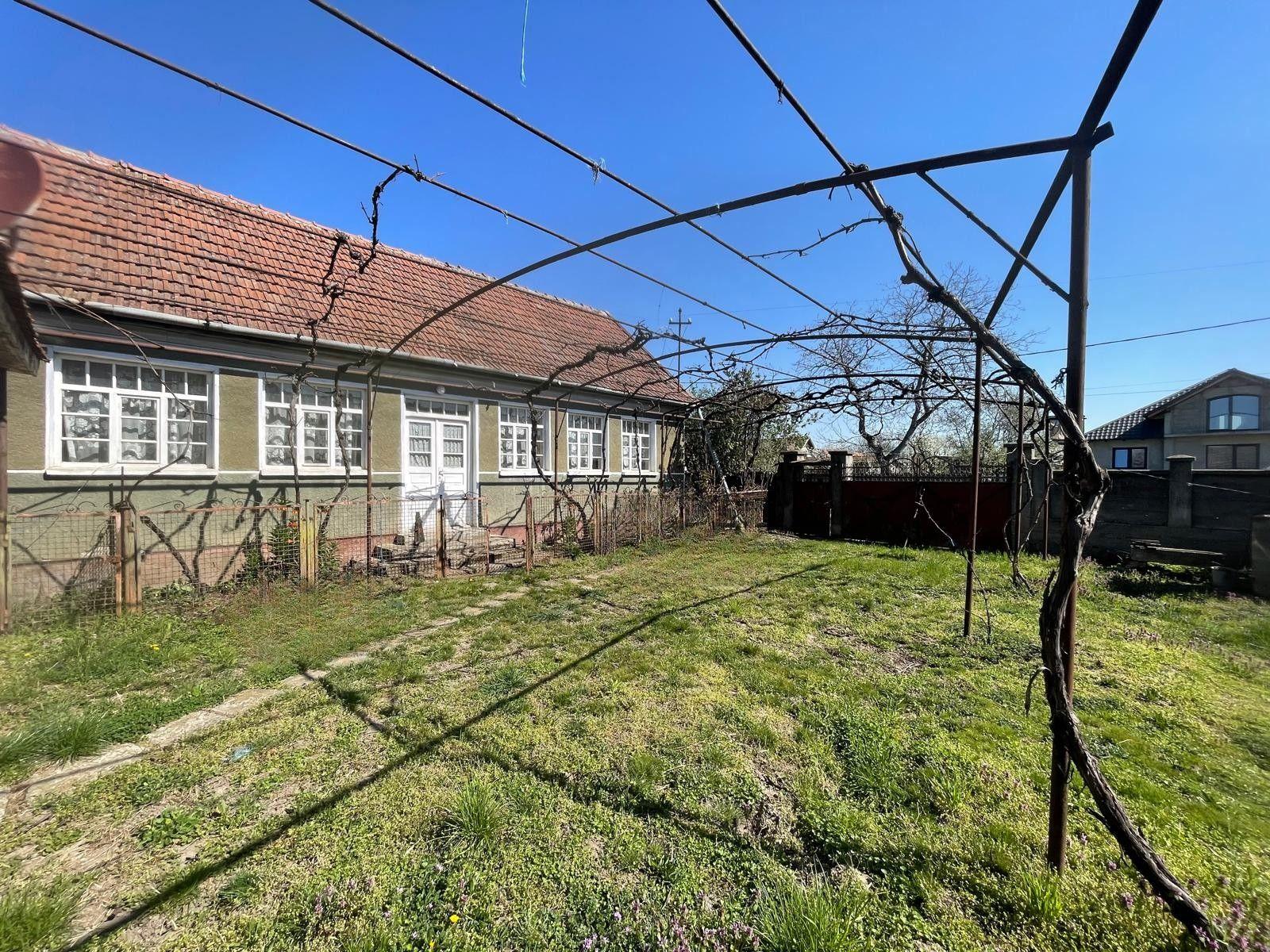 Casă tradițională la sat +teren 1.500 mp. Sat Săbolciu-47.000euro neg - 3