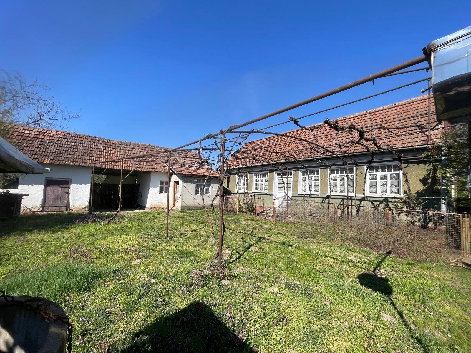 Casă tradițională la sat +teren 1.500 mp. Sat Săbolciu-47.000euro neg - 7