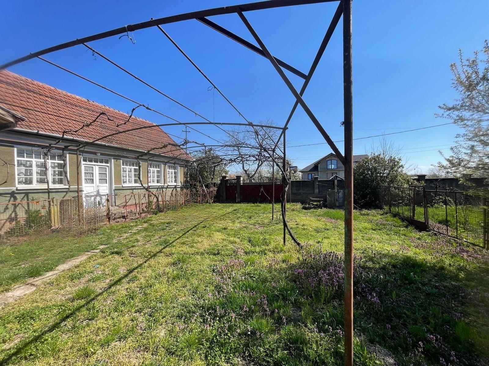 Casă tradițională la sat +teren 1.500 mp. Sat Săbolciu-47.000euro neg - 5