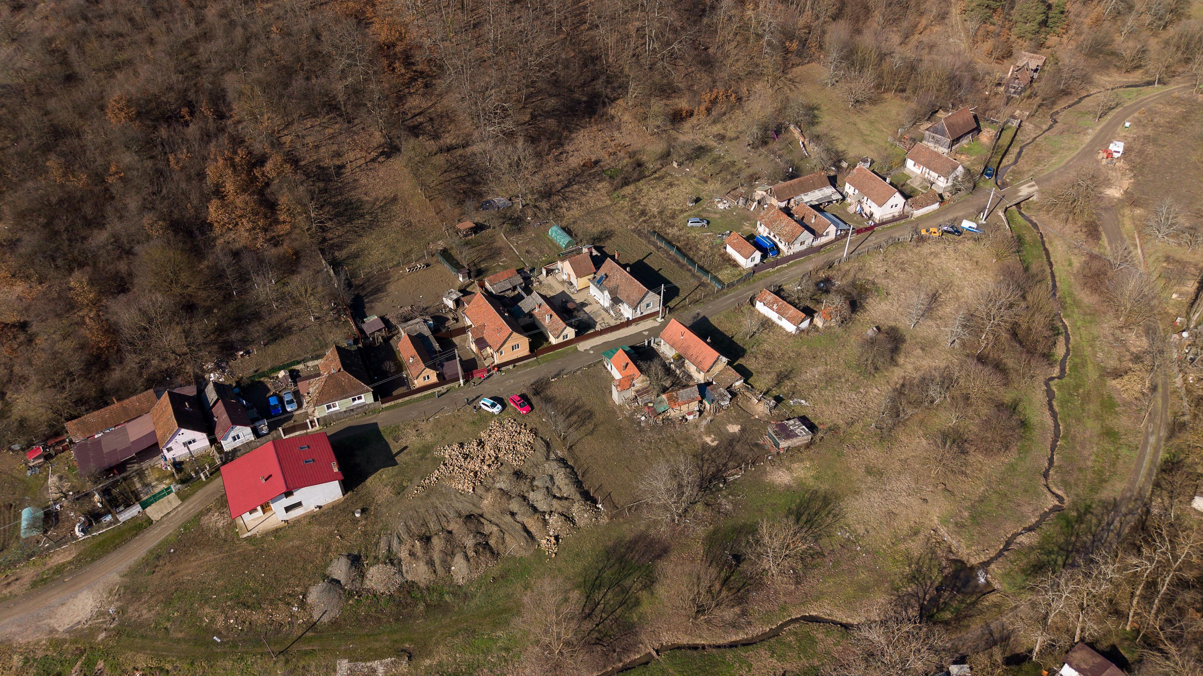 Casă cu teren de 284mp in Șoimoș - 21