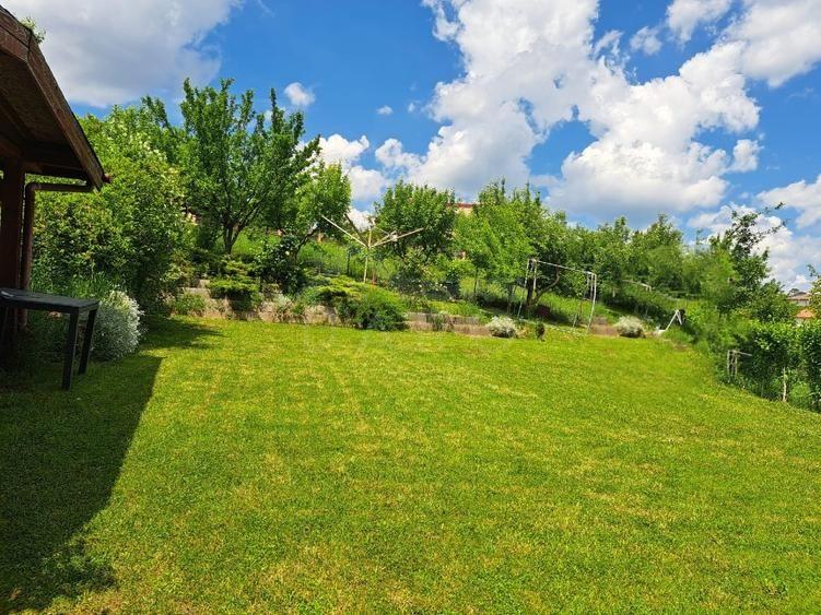 Casă de vânzare, teren 1040 mp - 13