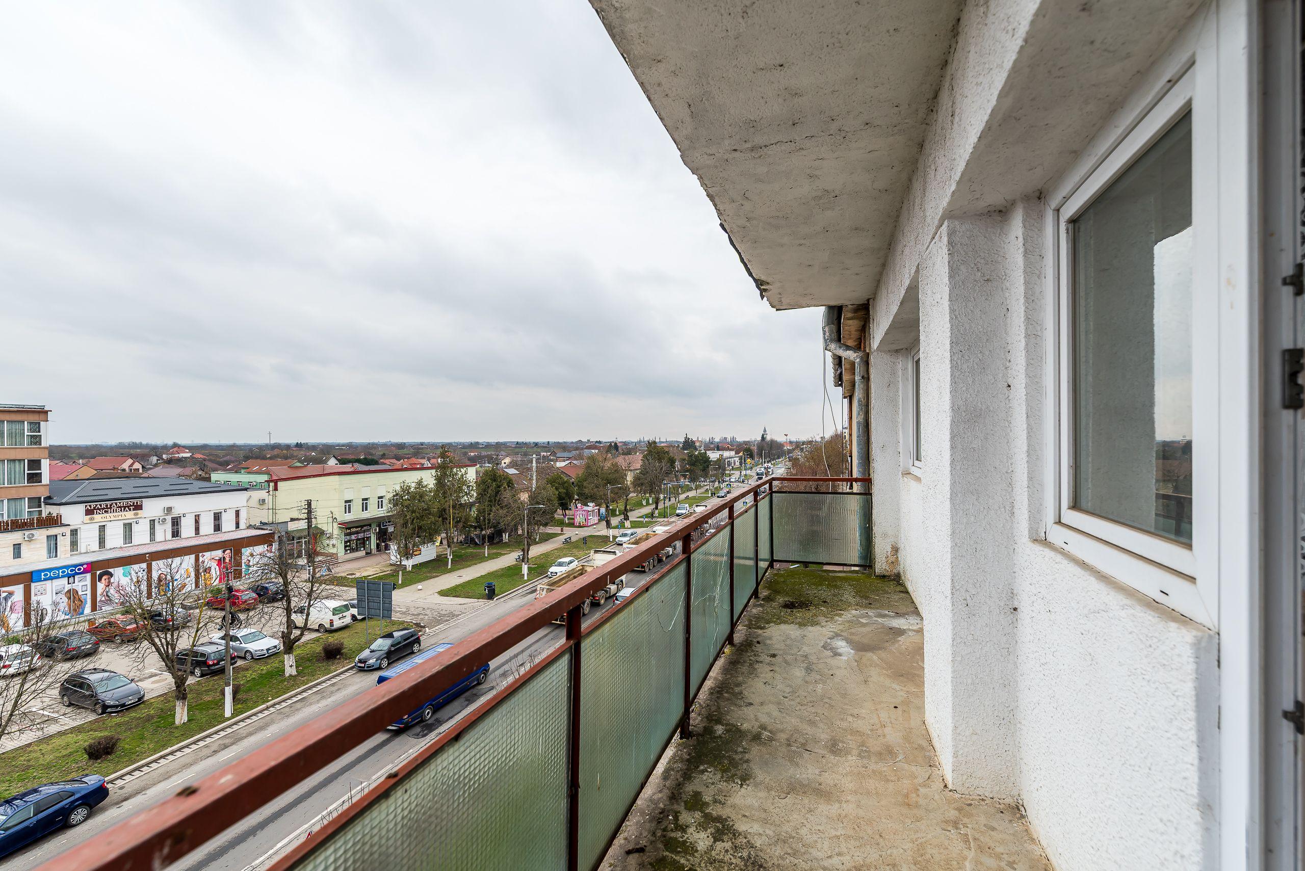 Apartament spatios in centrul orasului Chisineu Cris - 7