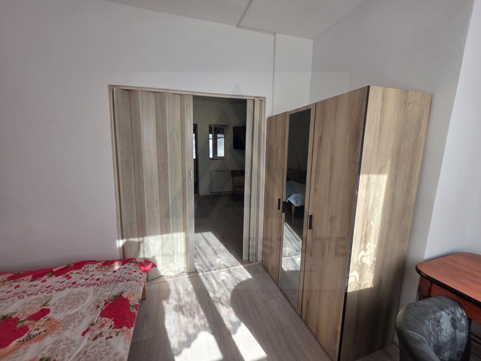 Studio la curte utilat complet cu terasa zona Lazaret - 3