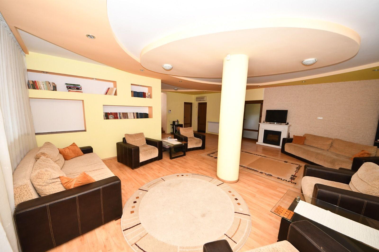 Vila spatioasa, pretabil pentru locuit/clinica, zona Micro 17 – Galati - 6