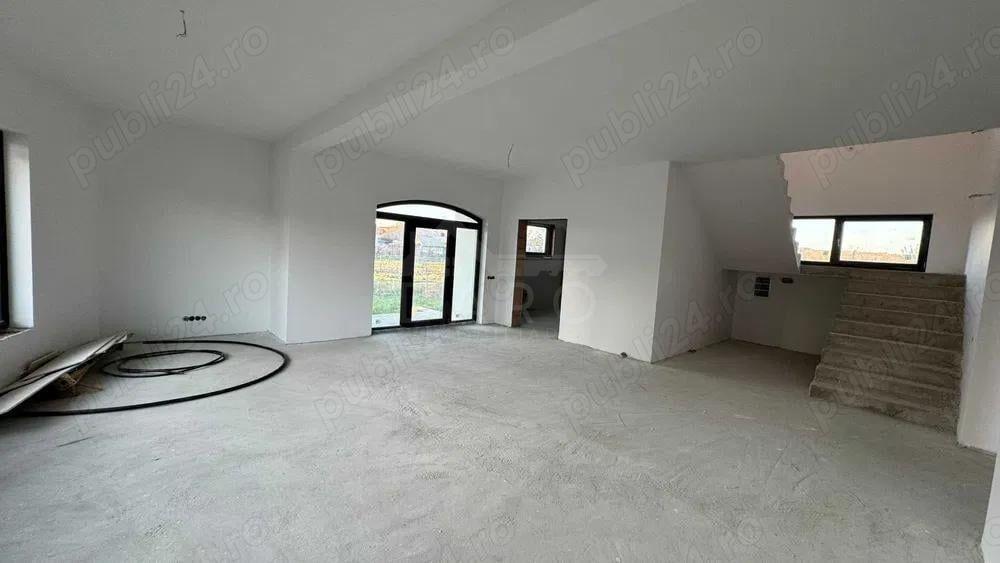 🏡 Casă P+1E+Pod de vânzare | 325 mp utili | Teren 700 mp | - 4