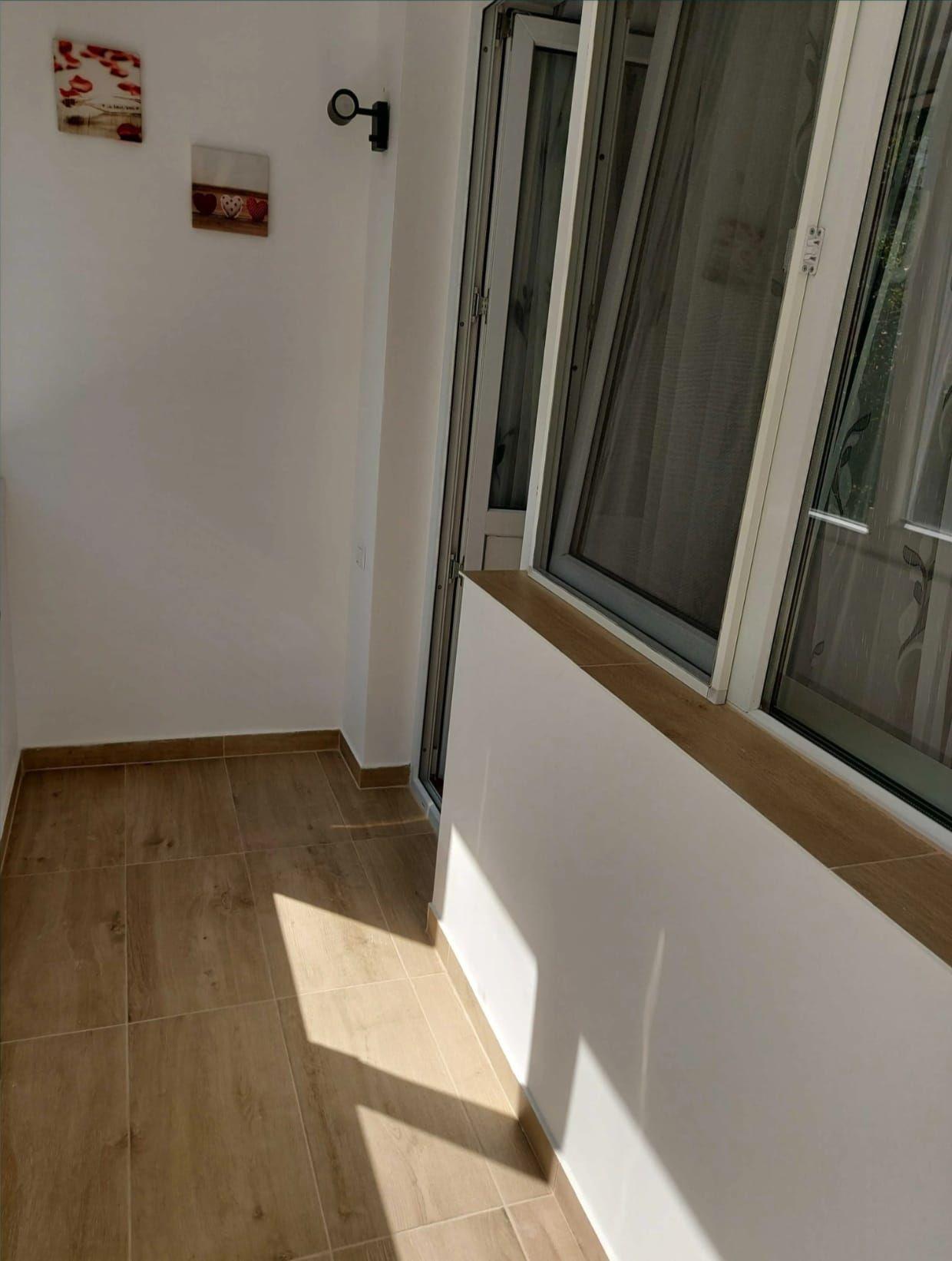 Apartament 3 camere decomandat lângă AFI Cotroceni, metrou 5 min - 8