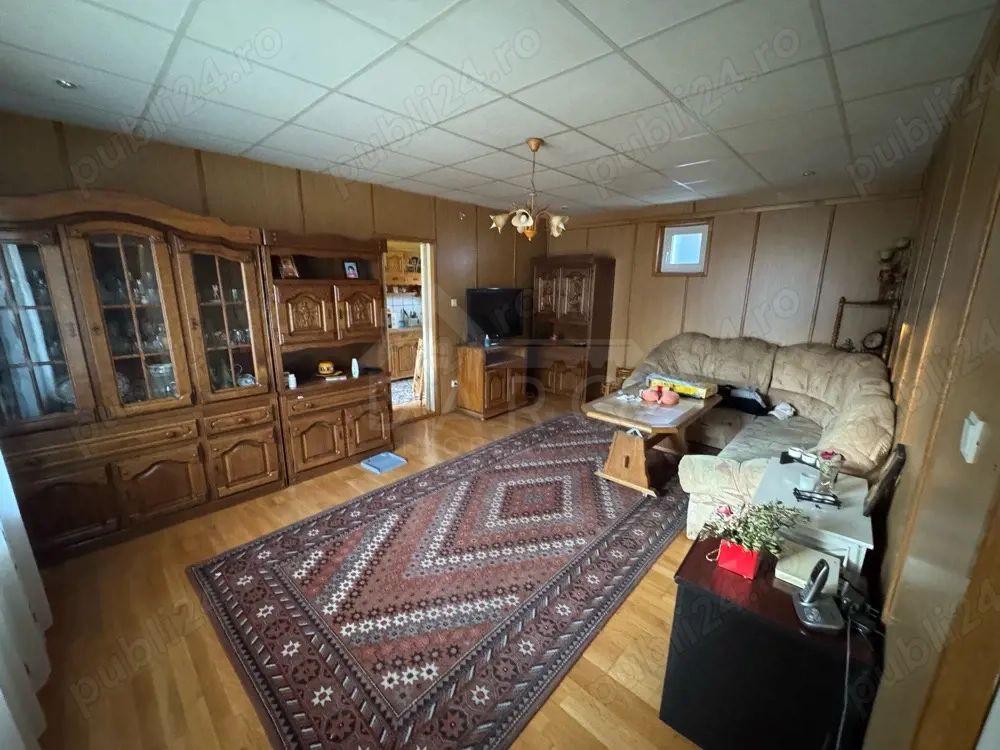 Casa de vanzare Sancraiu de Mures langa La Coperativa - 1
