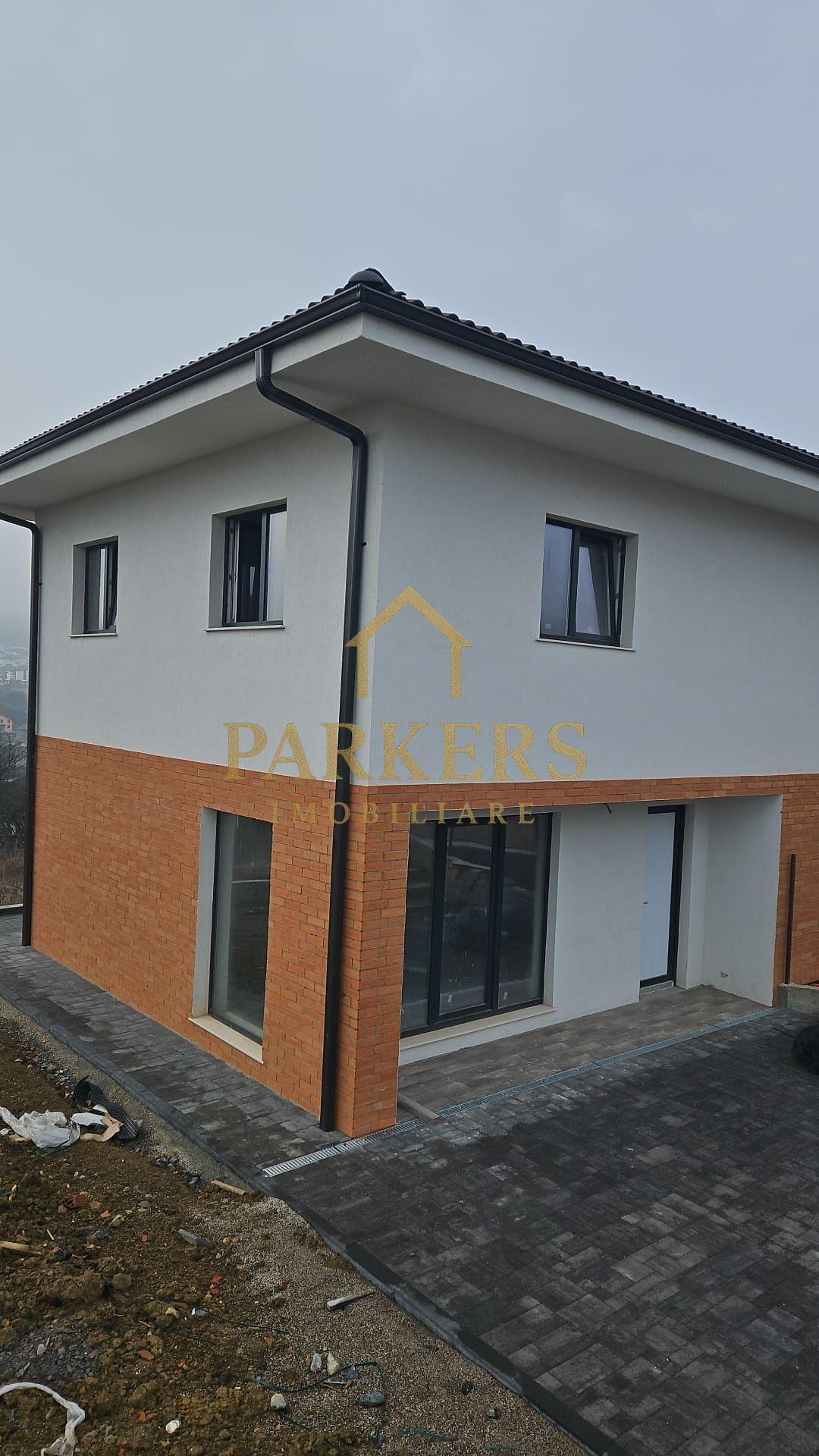 Vând Casa tip Duplex - 4