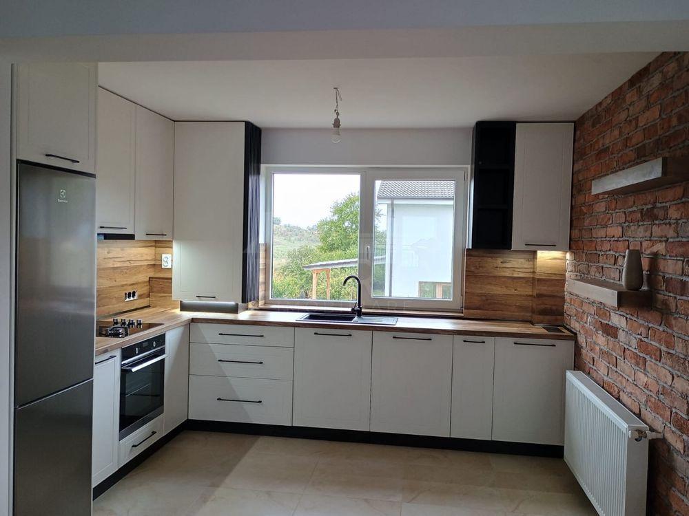 🏡 Case tip triplex de vânzare | 110 mp | Garaj | 126.000 € - 12