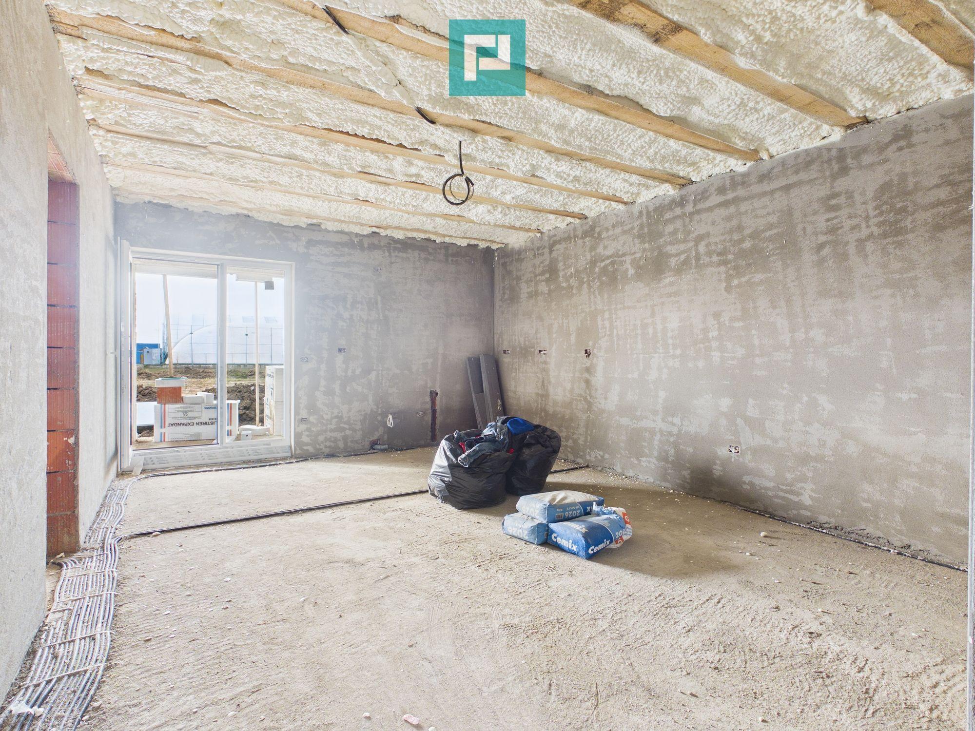 Duplex 3 Dormitoare - Nojorid – La Alb sau Finisat - 9
