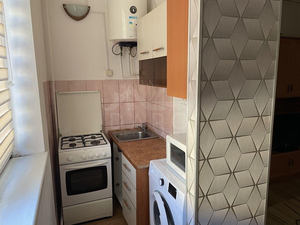 🏡 Garsonieră de închiriat | 7 Noiembrie – TCM | Aproape de UMF 250 € - 3