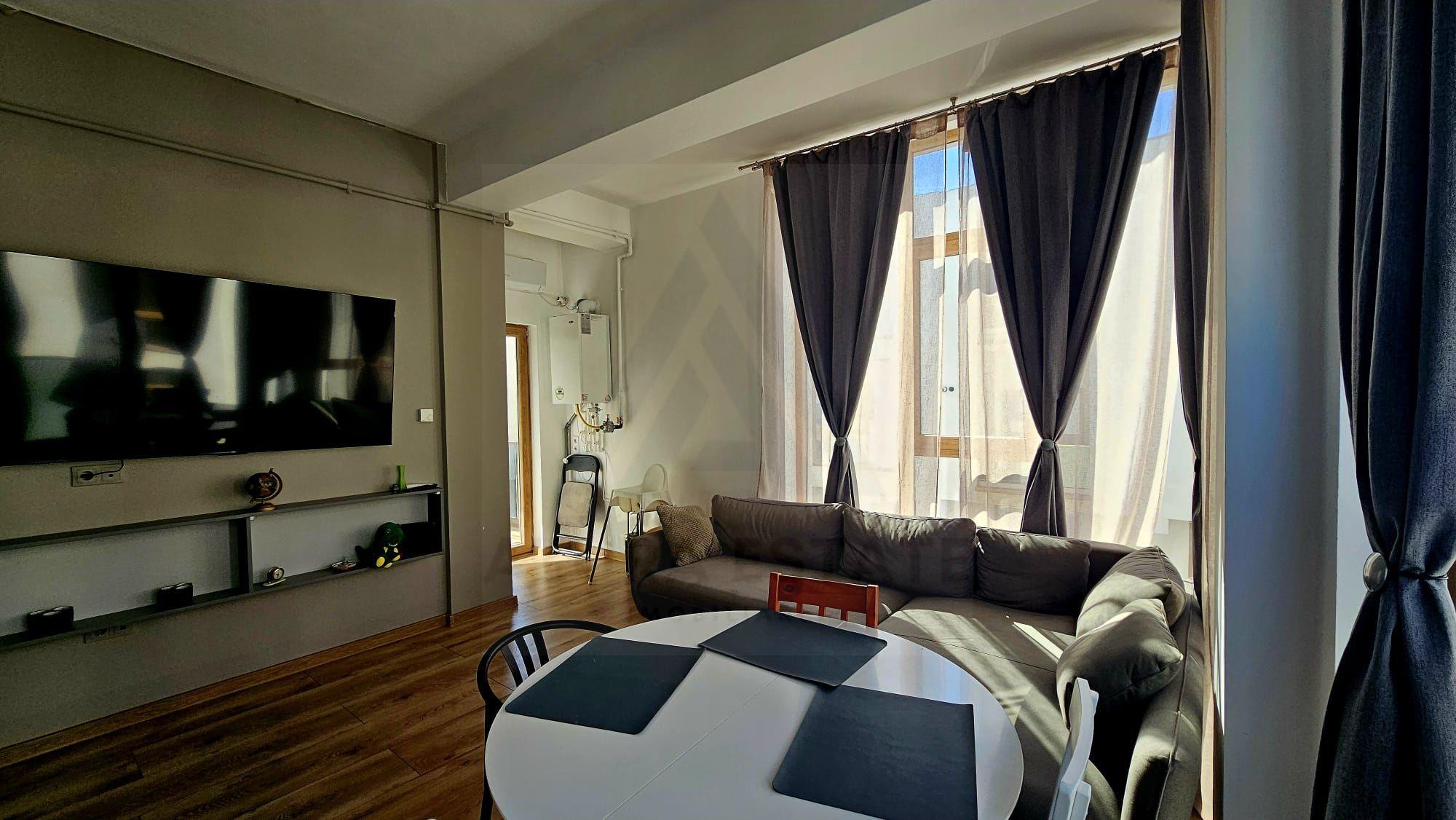 Apartament 3 camere etaj 1 balcon si terasa 63 mp utili în Șelimbăr - 1