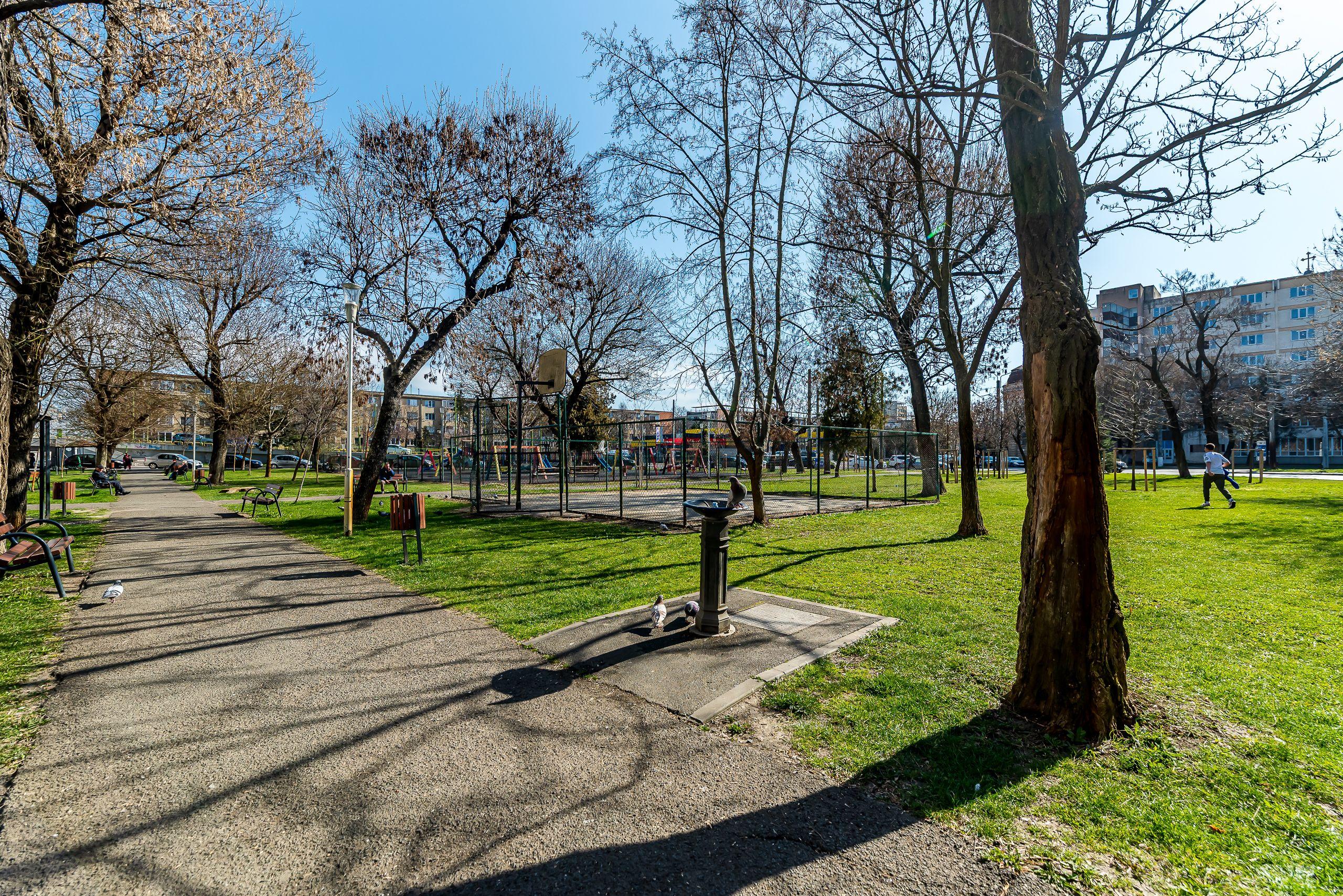 Apartament cu 3 camere în Podgoria Arad, vedere frumoasă, 2 balcoane - 11