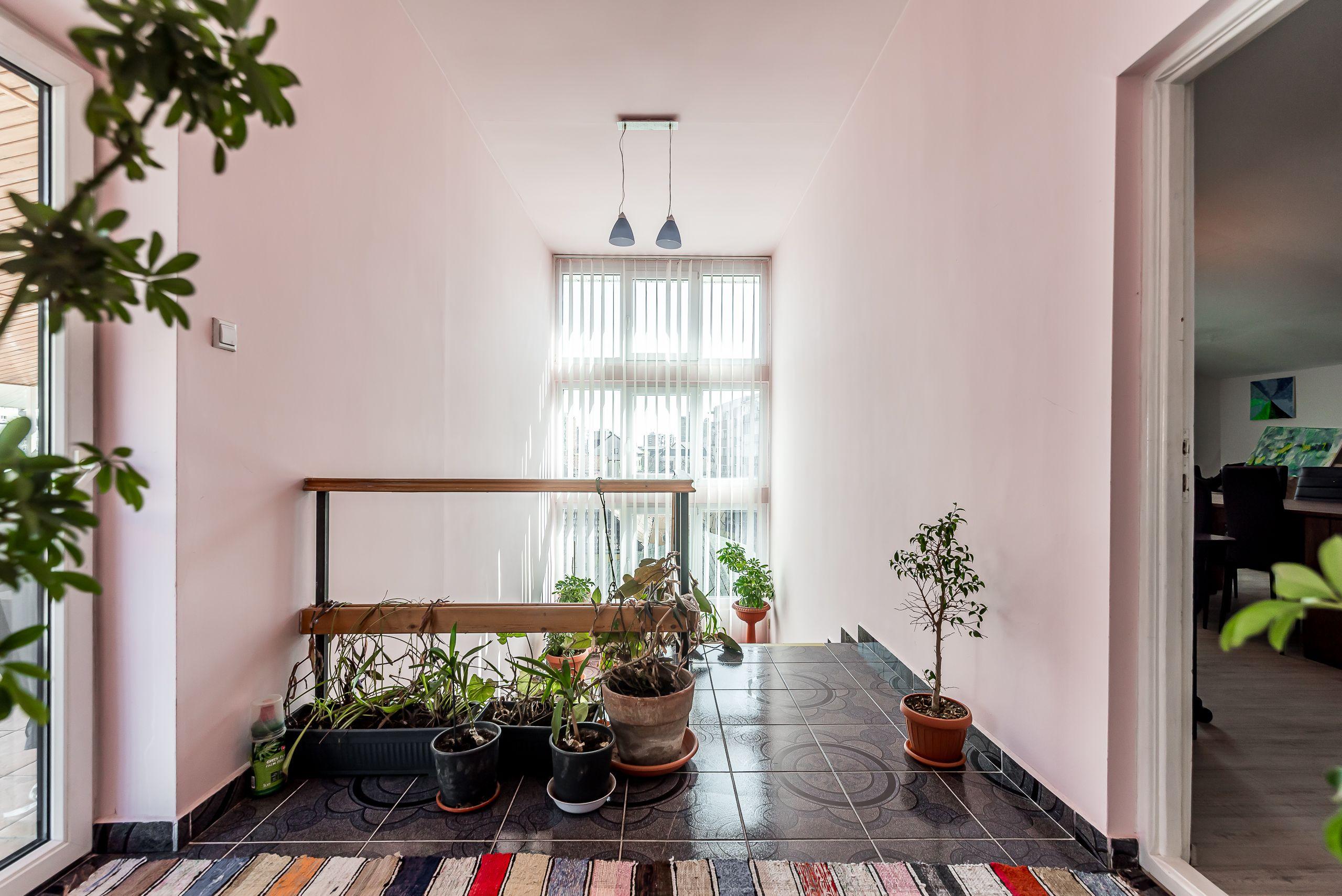 Casă spațioasă în mijlocul orasului, Str. Constantin Brâncuși - 3
