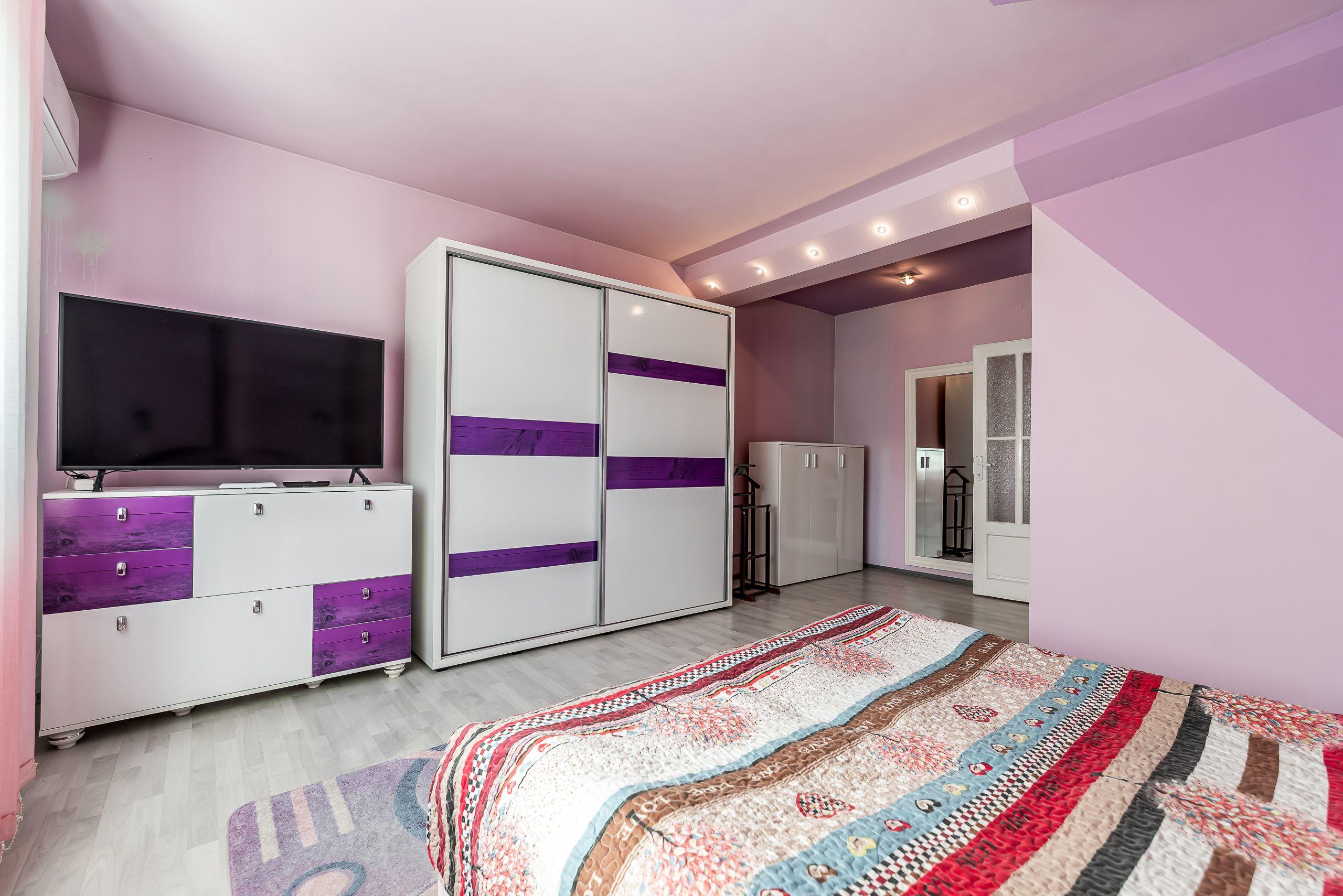 Casă spațioasă în mijlocul orasului, Str. Constantin Brâncuși - 5
