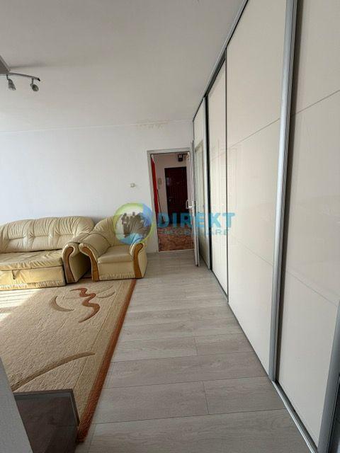 Apartament spatios , zona Lama , langa Generala 4 - 5