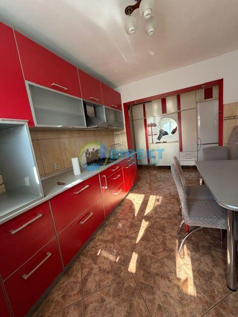 Apartament spatios , zona Lama , langa Generala 4 - 3