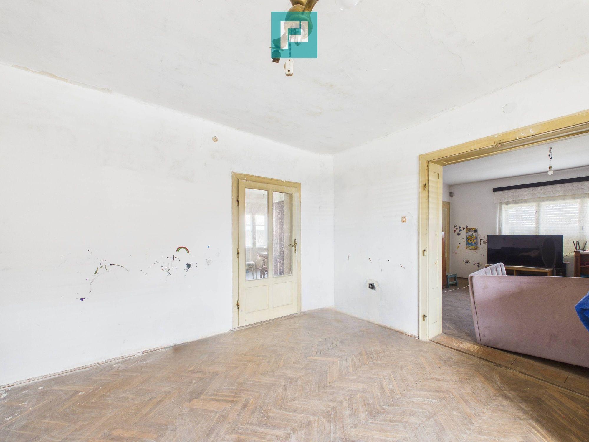 Casă cu teren de 1800 mp, în Buteni, Arad - 10