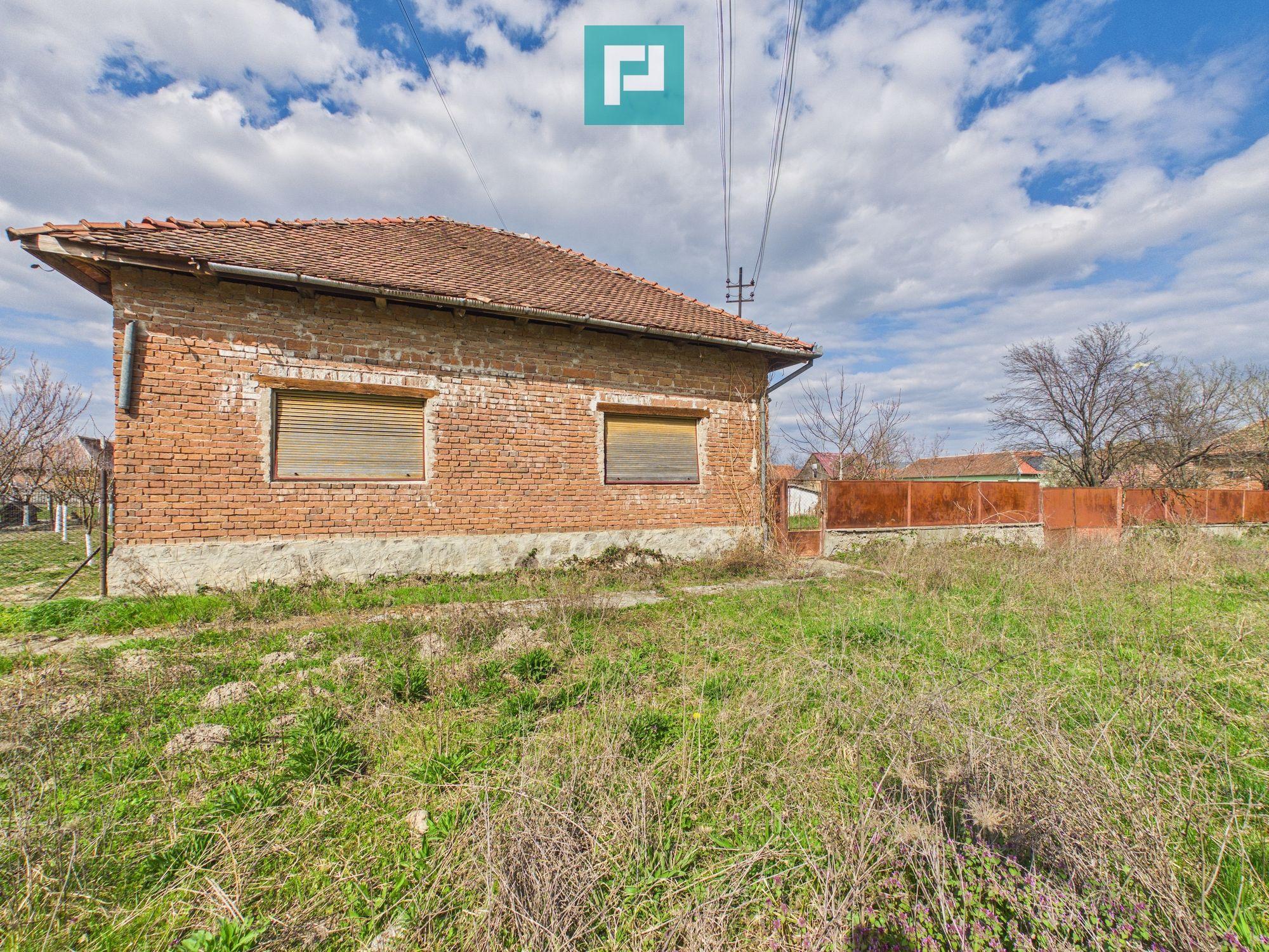 Casă cu teren de 1800 mp, în Buteni, Arad - 15