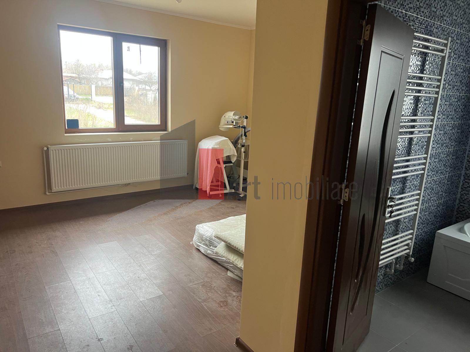 CASA CU TEREN DE 5000MP - JUDET GIURGIU 30KM DE BUCURESTI - 9