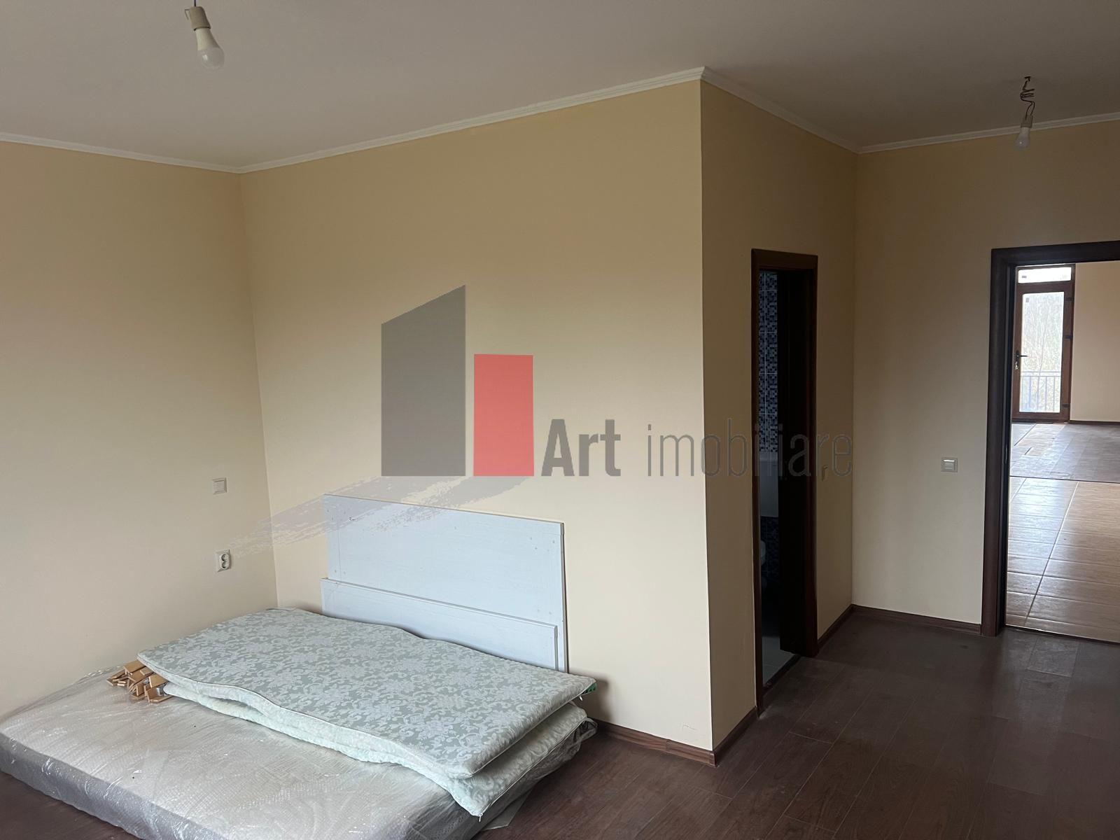 CASA CU TEREN DE 5000MP - JUDET GIURGIU 30KM DE BUCURESTI - 3