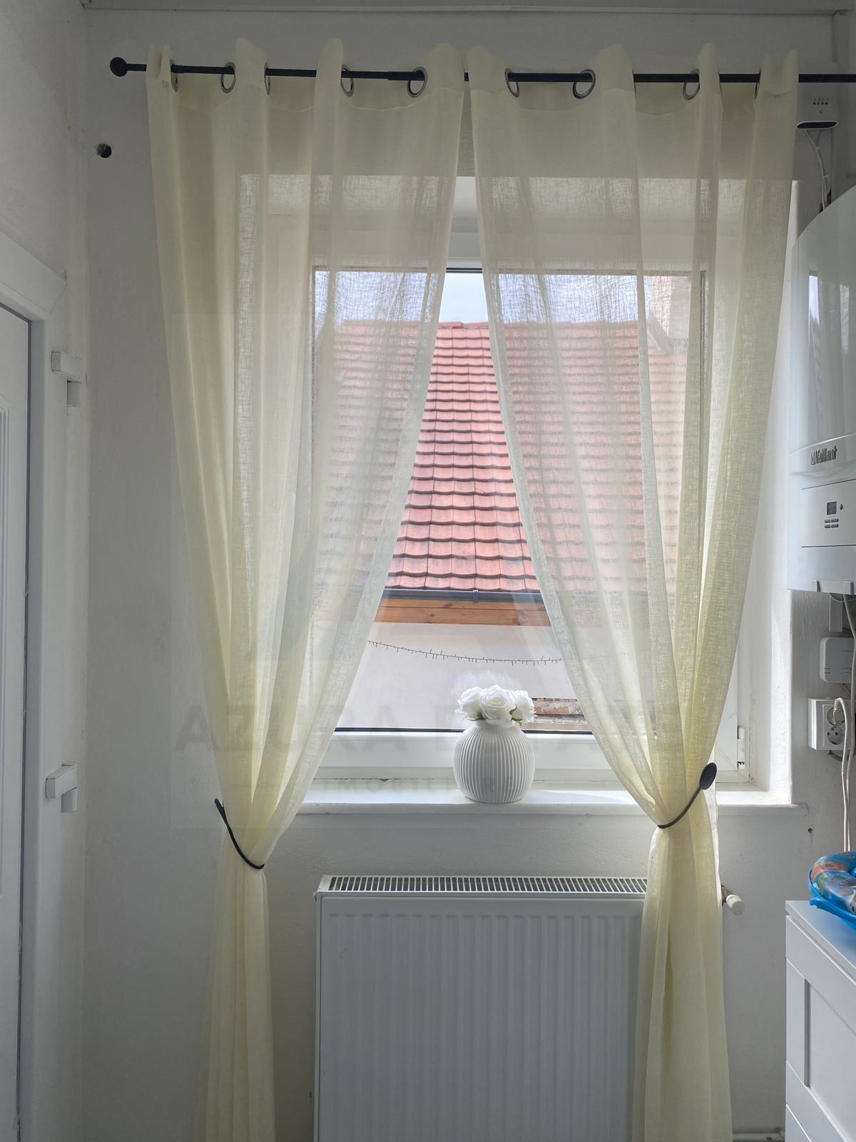 Casa renovata 250 mp utili si teren 935 mp in zona centrala Cisnadie - 10