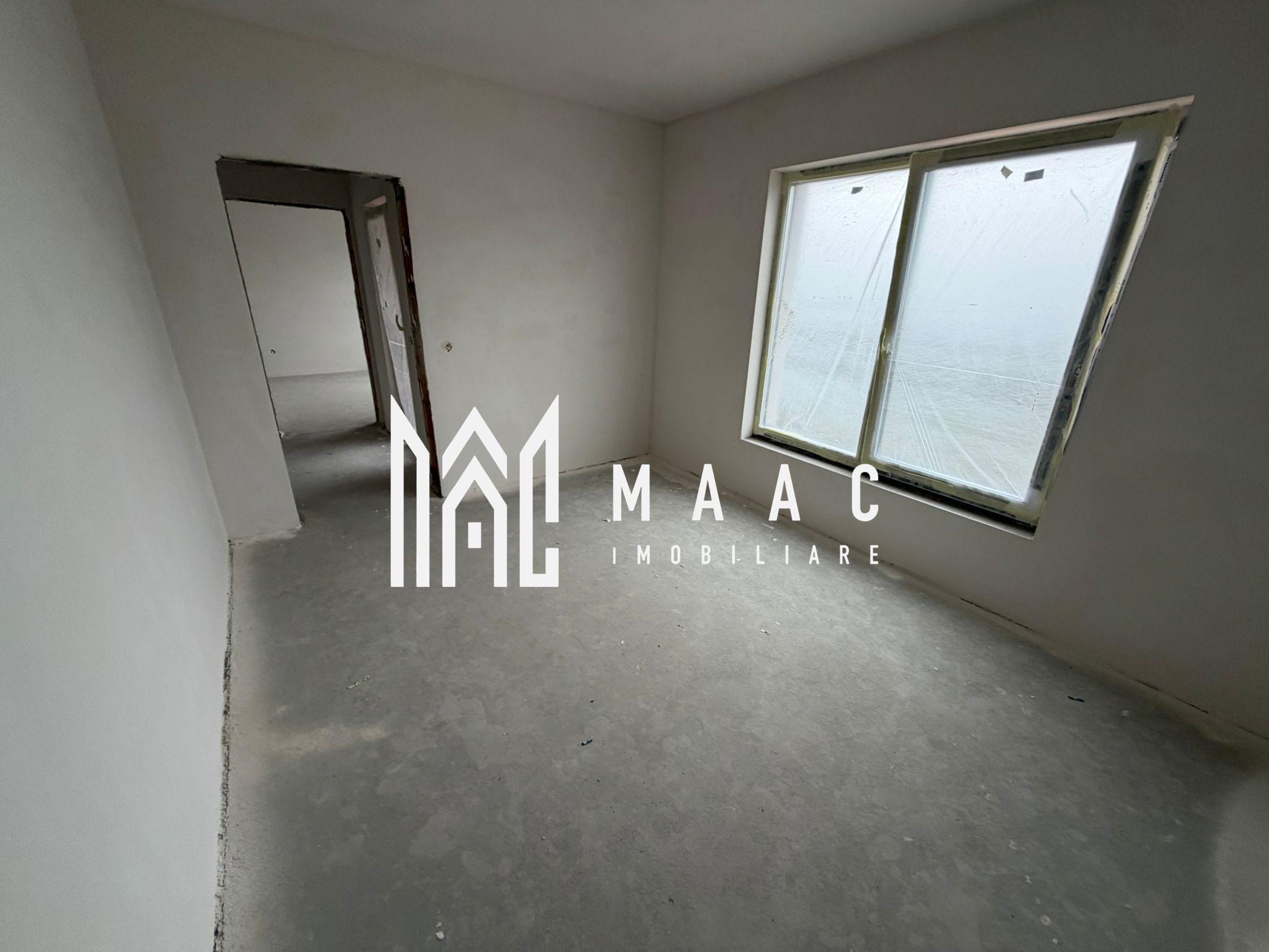 Casă Tip Duplex | 4 Camere | 2 Balcoane | Terasă | Șura Mică - 9