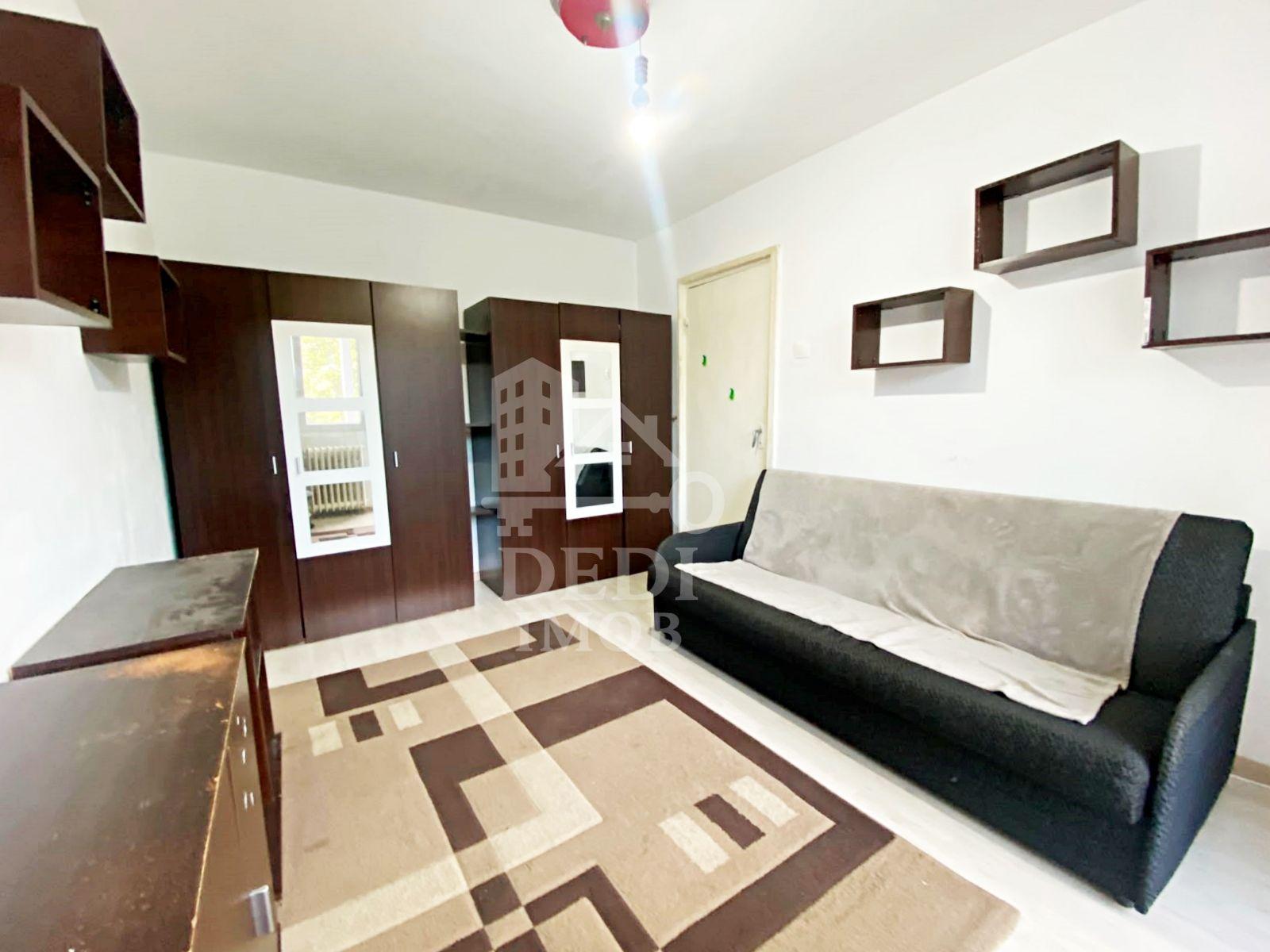 Apartament 2 camere de vânzare in zona Rogerius, Oradea - 1