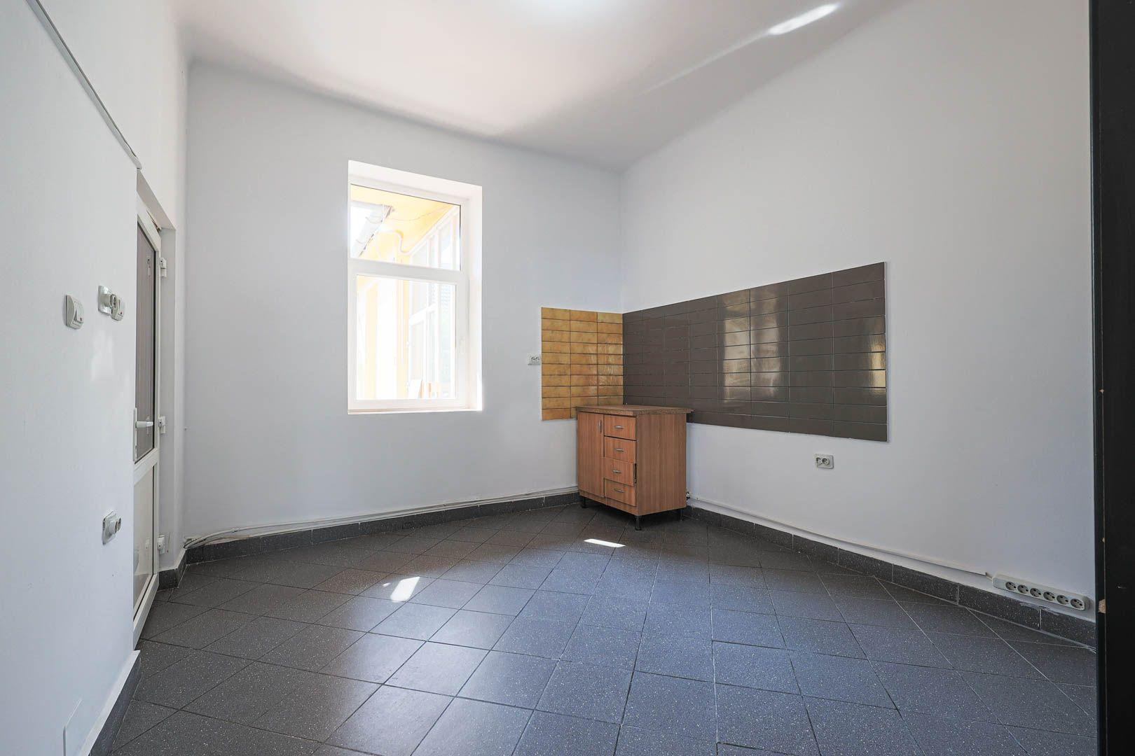 Spațiu comercial de vânzare în zona Centrală, str Șaguna, Arad - 4