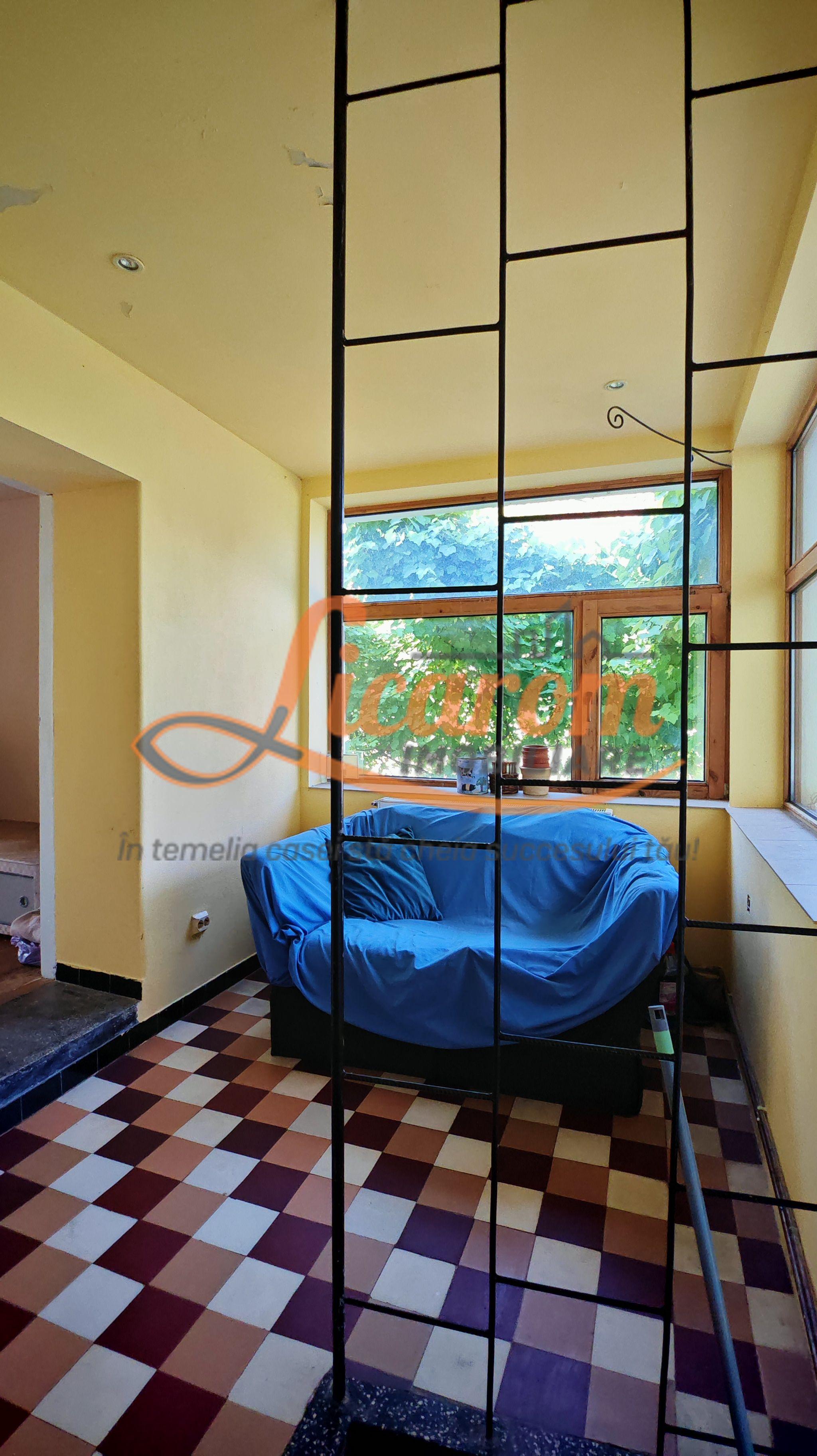 CASA SASEASCA comuna VULCAN,zona foarte buna,teren 3000 mp - 23