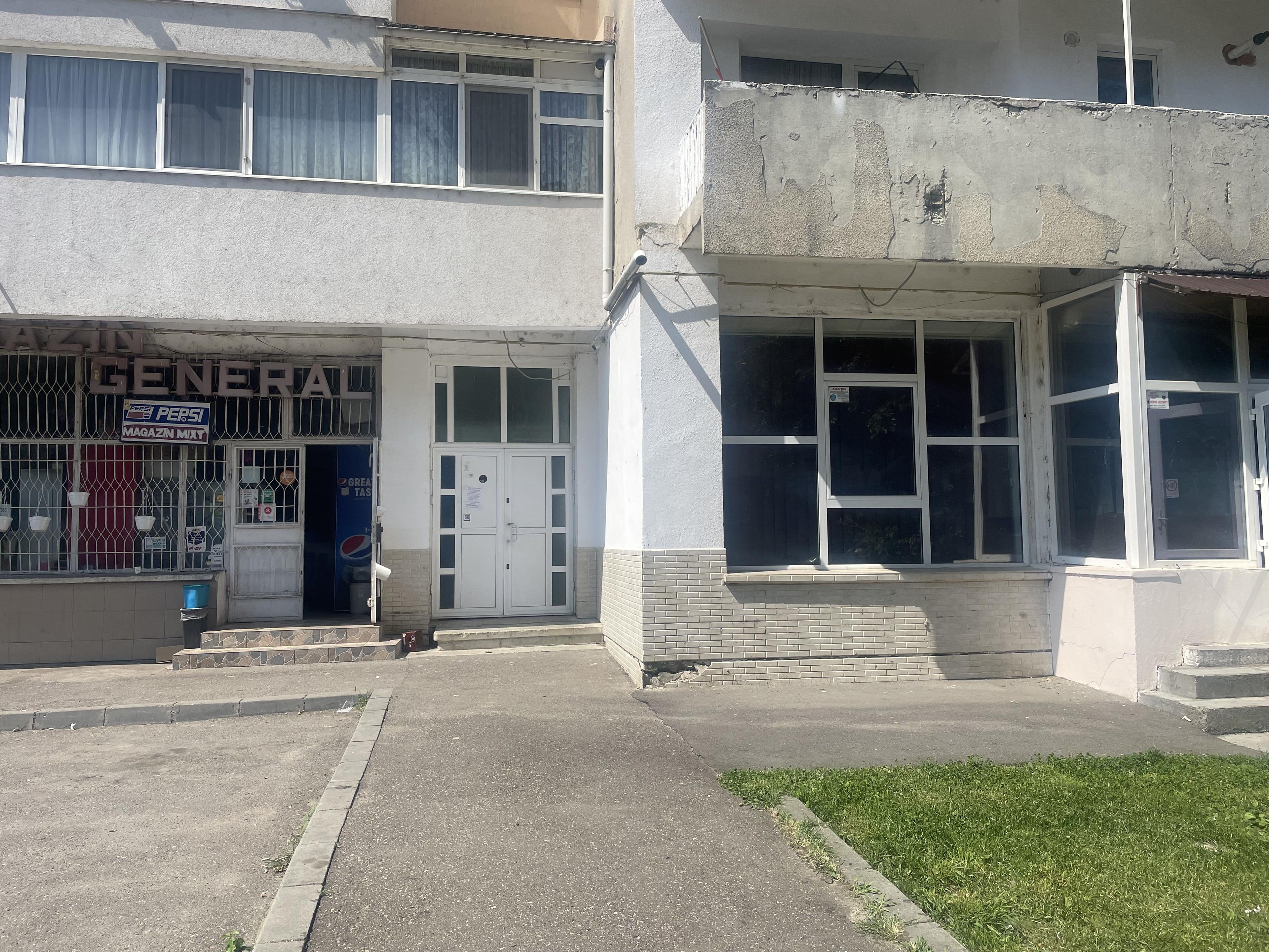 Spațiu comercial 159 mp intrare Strand lângă viitorul Aqua Park Roman - 14