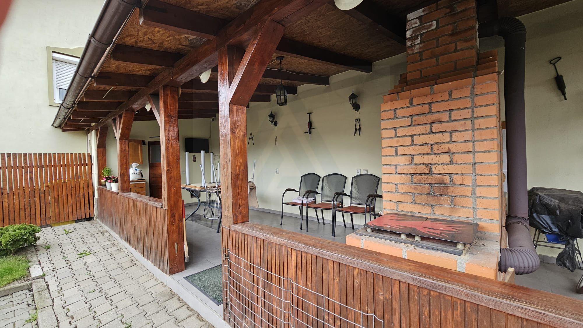 Casa 5 camere 3 bai garaj inchis si teren 700 mp utili in Lazaret - 15