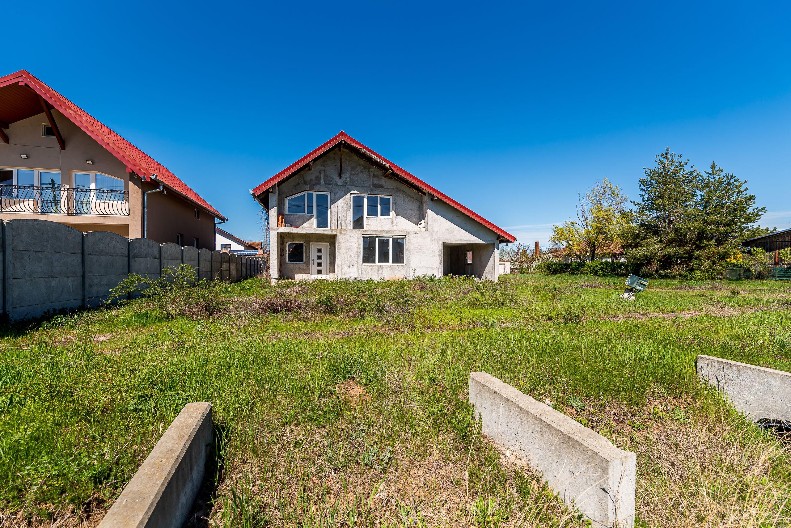 🏡 Casă P+1 la gri | 239 mp construiți | Călugareni -14 km de Arad - 2