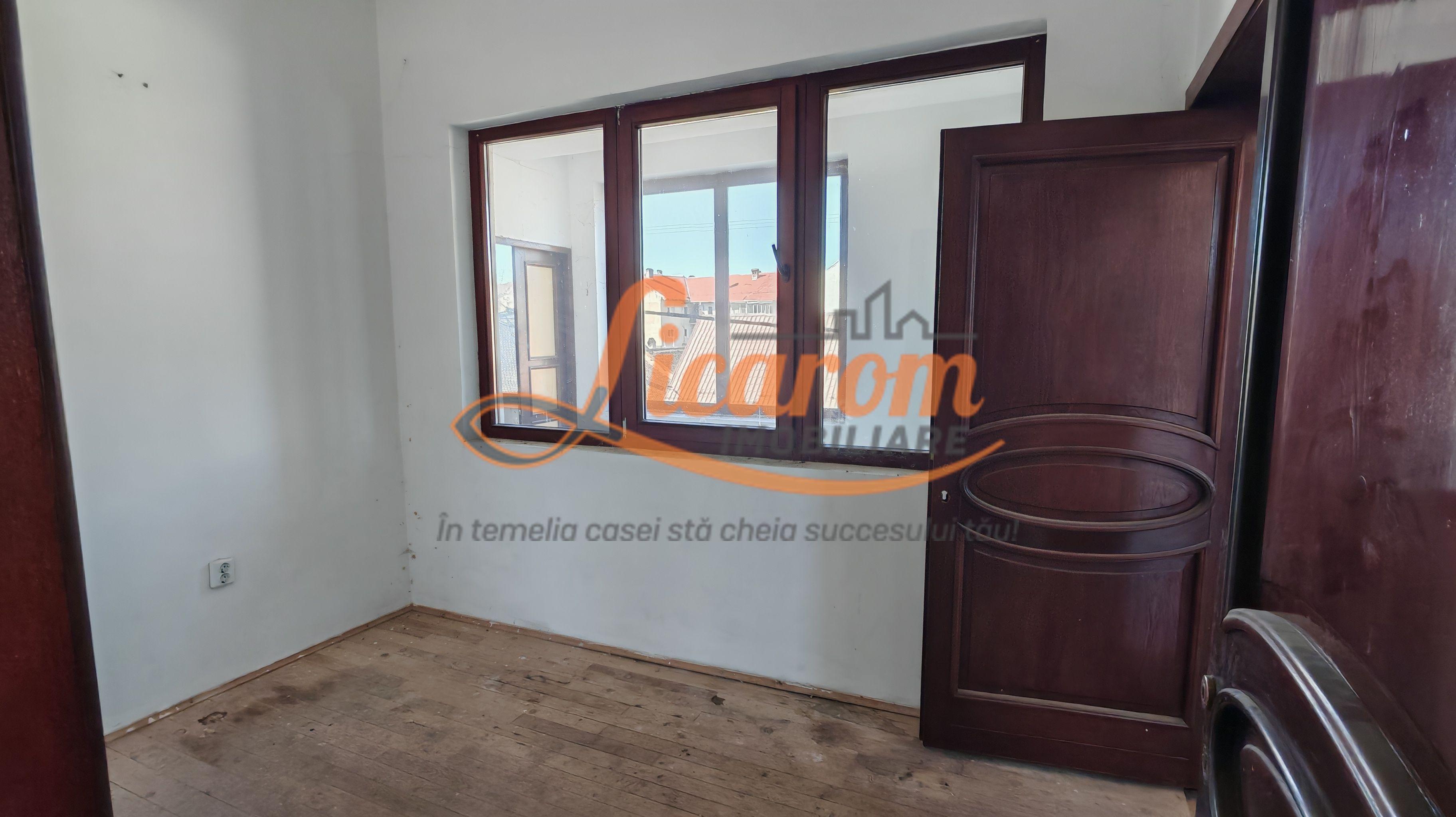 Cladire P+3 Rasnov- Central, IDEAL INVESTITIE. - 14