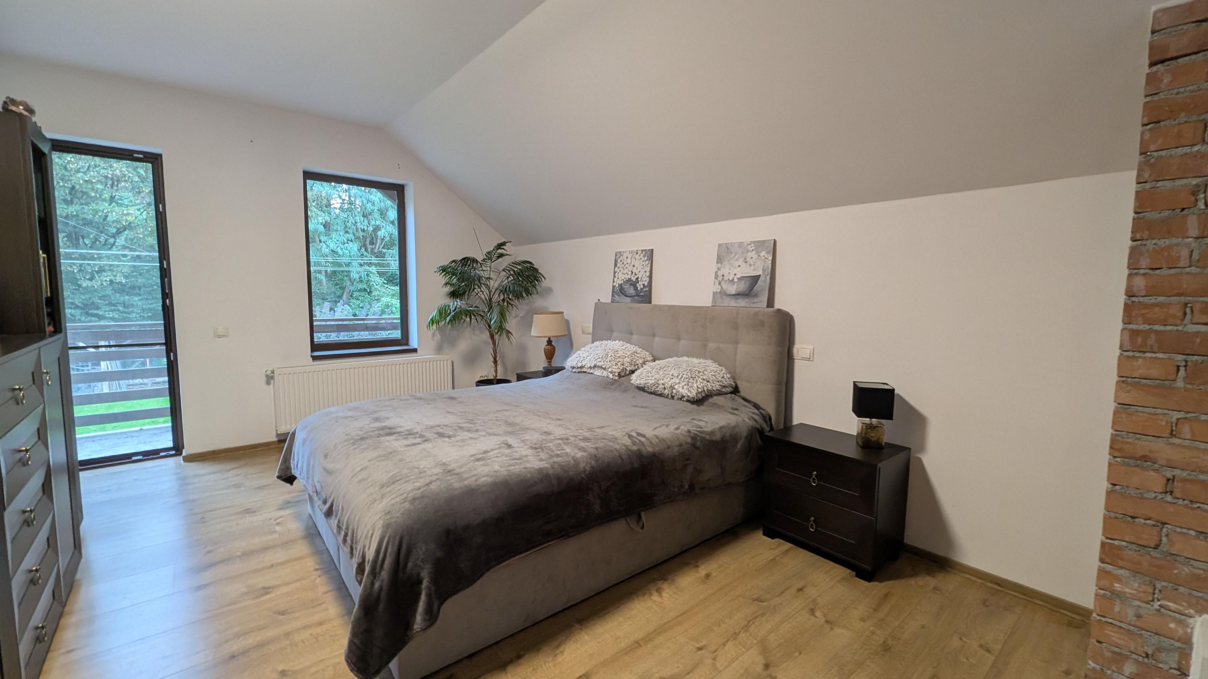 Vila cu 5 camere, 200 mp, teren 1500 mp zona Padure Dumbrava - 11