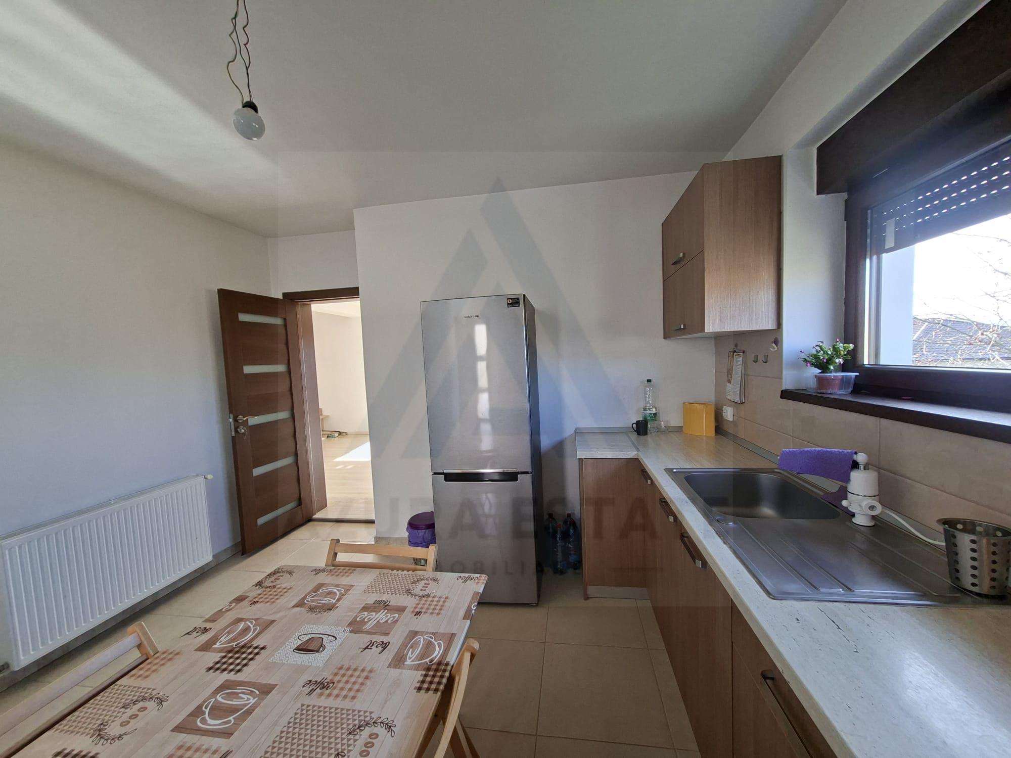 Casă intabulată 5 camere 2 băi și teren 380 mp în Bavaria Park - 1