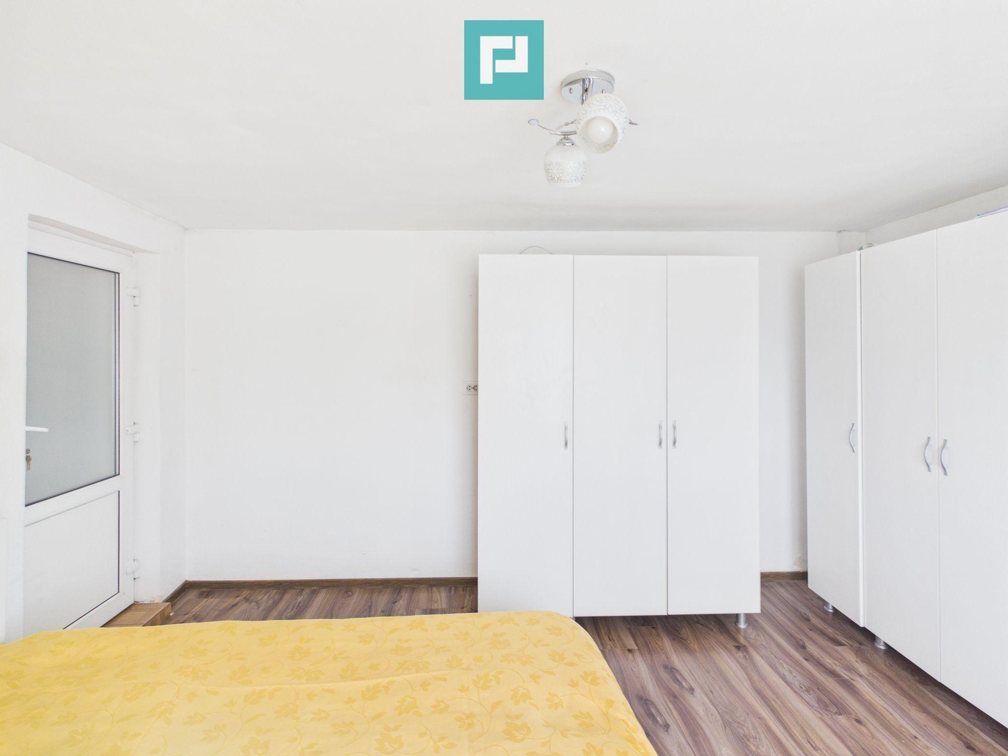 Casă retrasă cu 4 camere, teren 920 mp în Pișchia - 21
