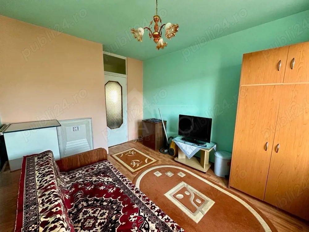 Vand apartament 3 camere, etaj 3, in cartierul Unirii. - 2
