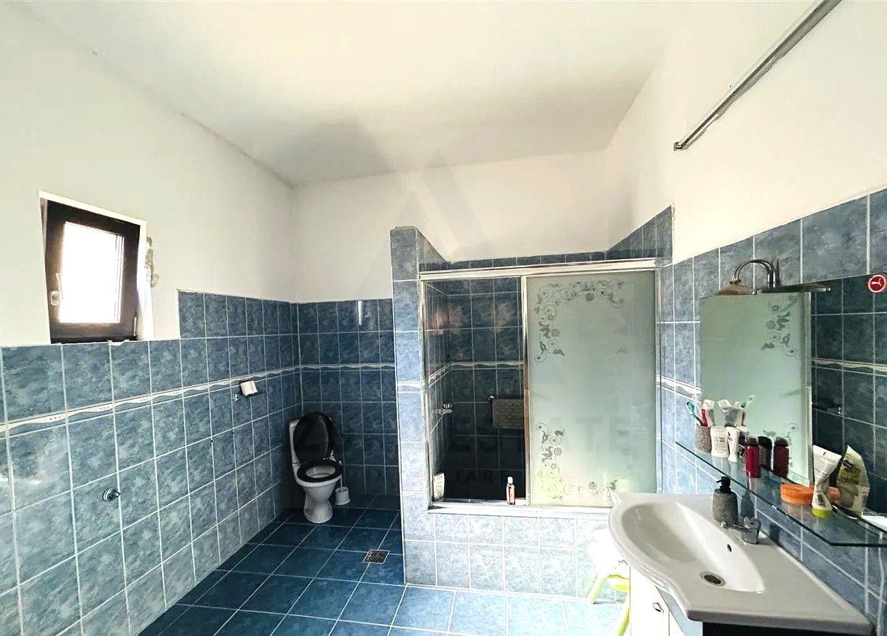 Casă 180 mp utili teren 710 mp panouri solare si hala in Sura Mare - 9