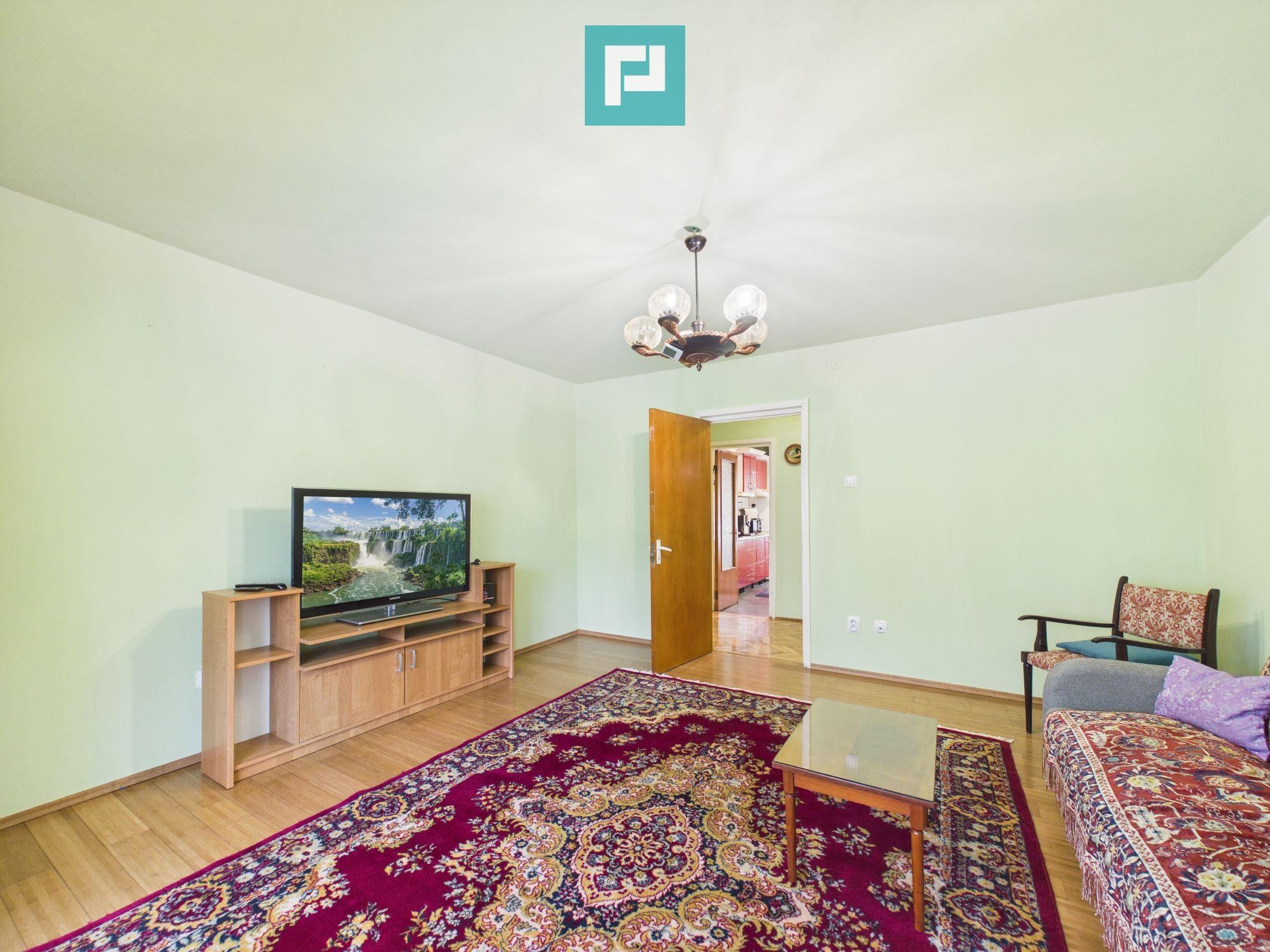 Apartament cu 5 camere în zona Polivalentă - 12