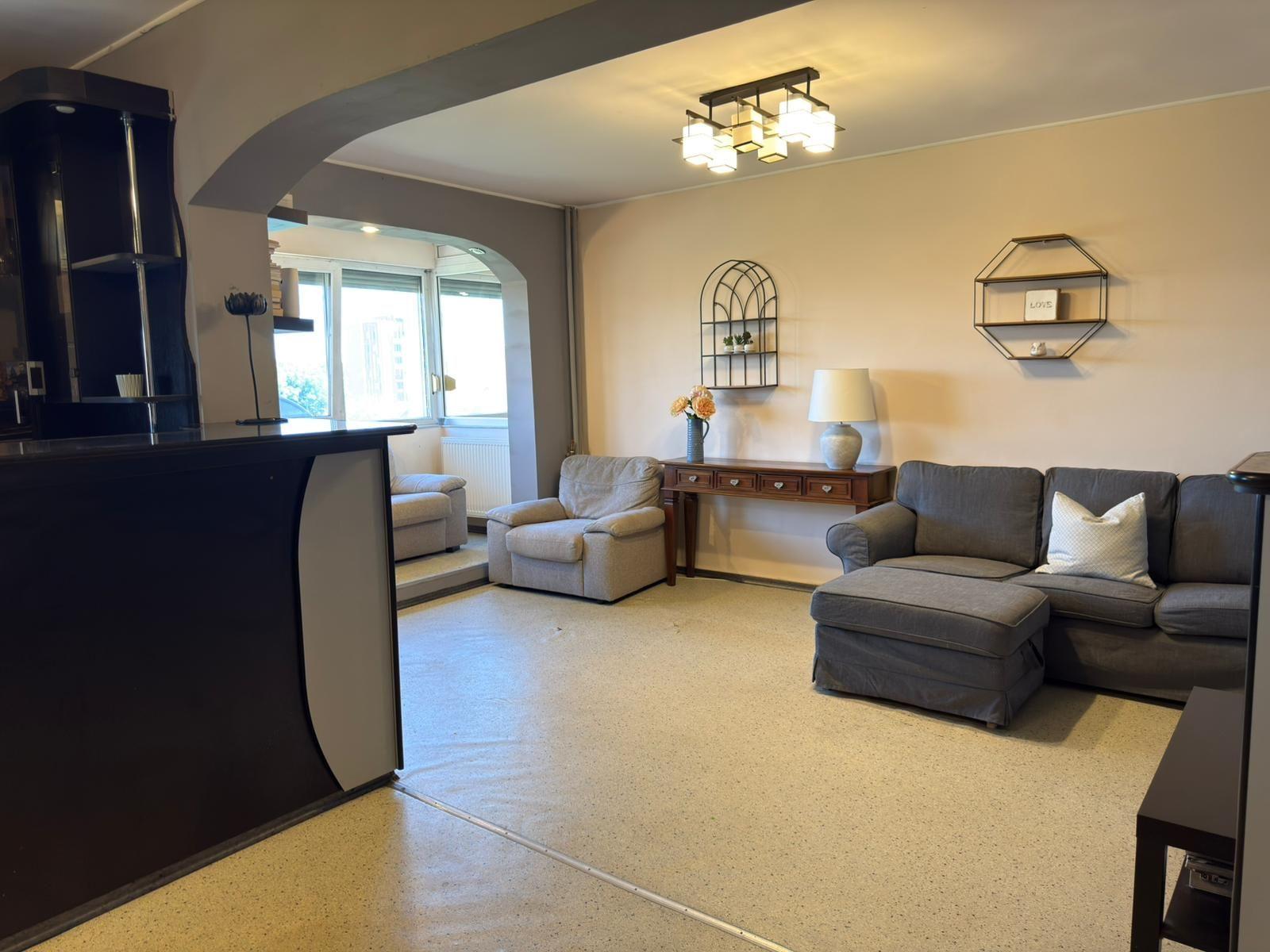 Ap 3 camere, decomandat,etaj 5 – zona Piața Rogerius.Pret 104.900 euro - 9