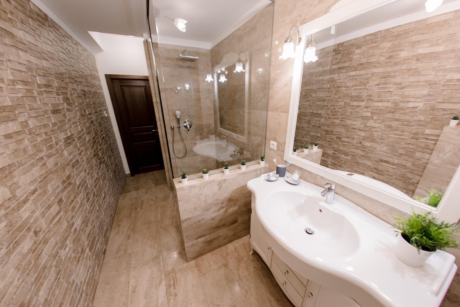 Universitate apartament 5 camere 220 mp de inchiriat - 10