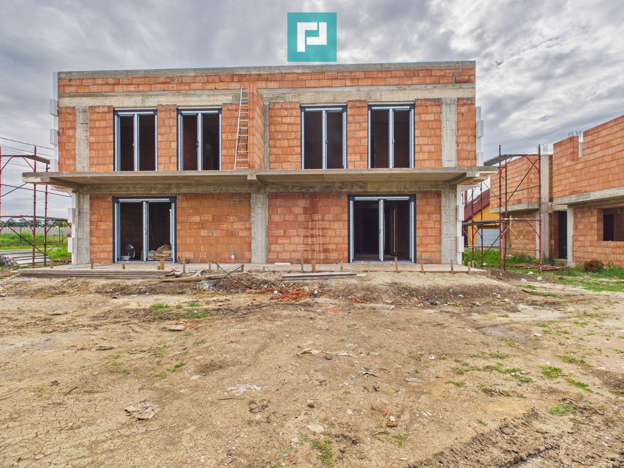 Casă tip duplex în Giarmata - 1