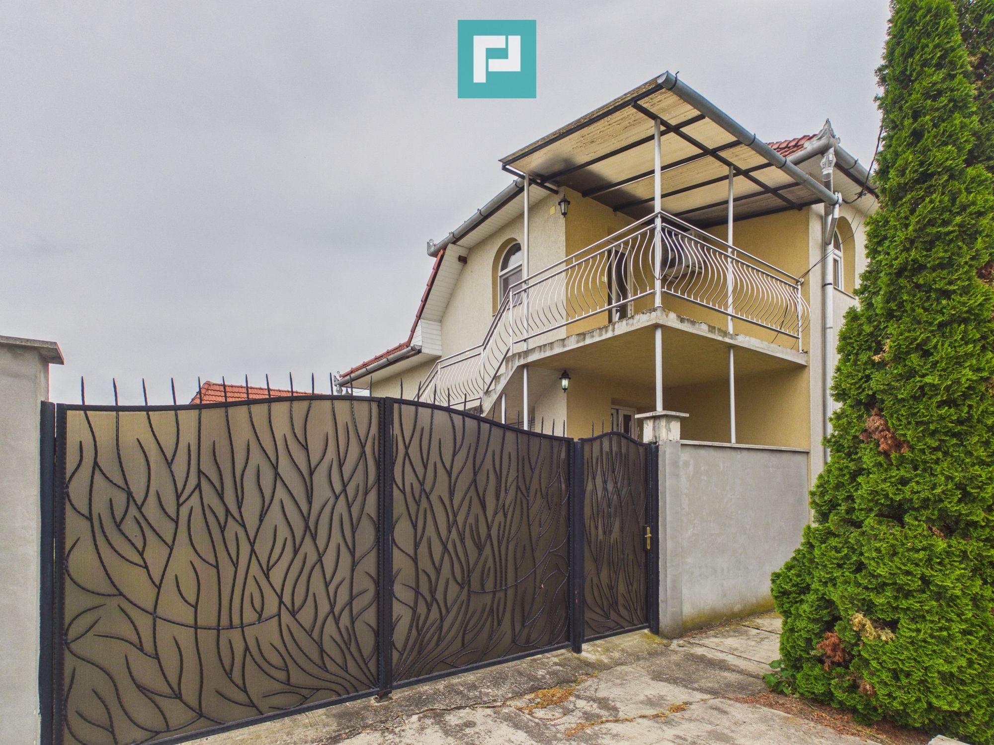 Casă complet modernizată, P+1 în Buteni, Arad - 40