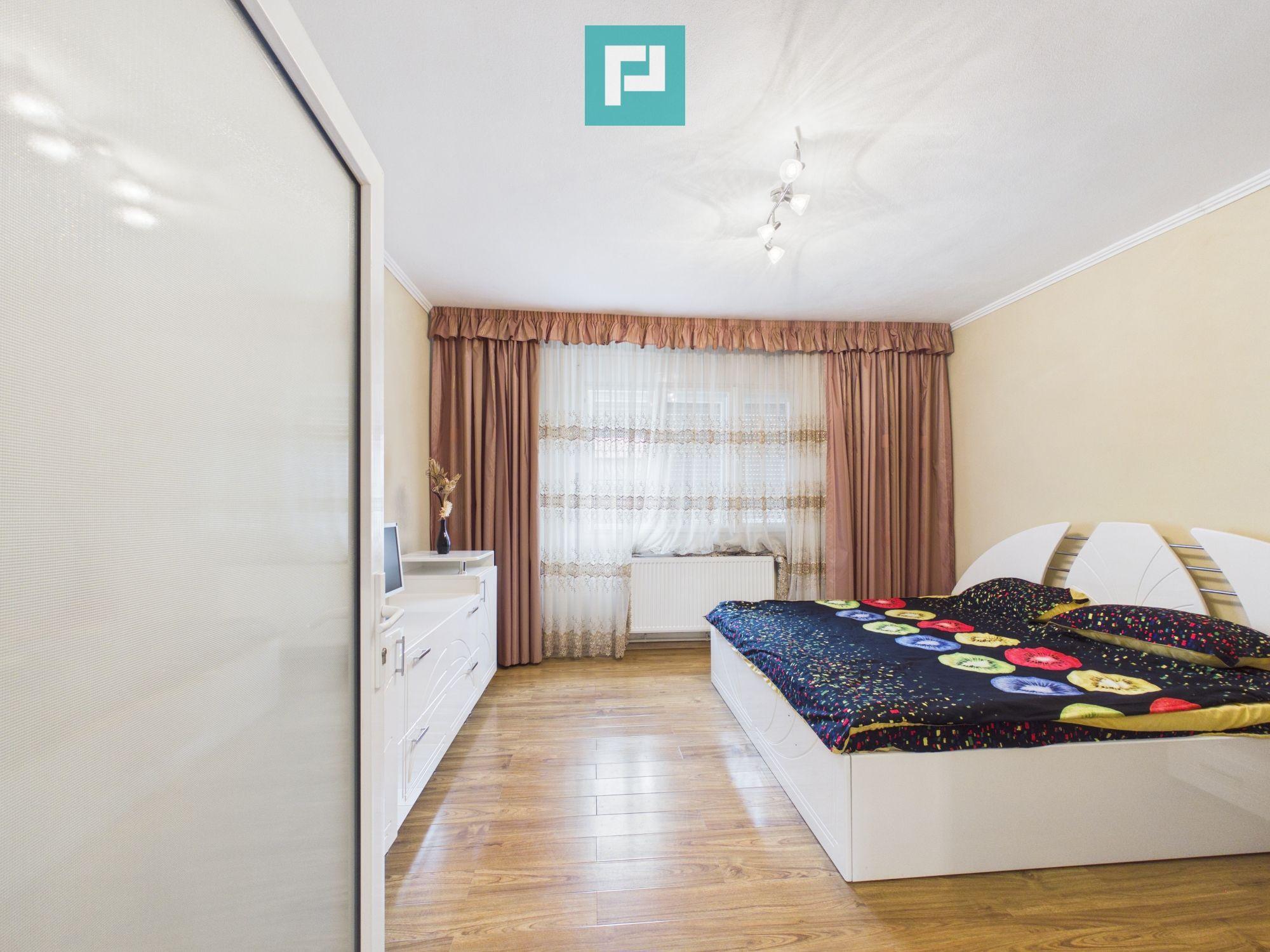Casă complet modernizată, P+1 în Buteni, Arad - 9