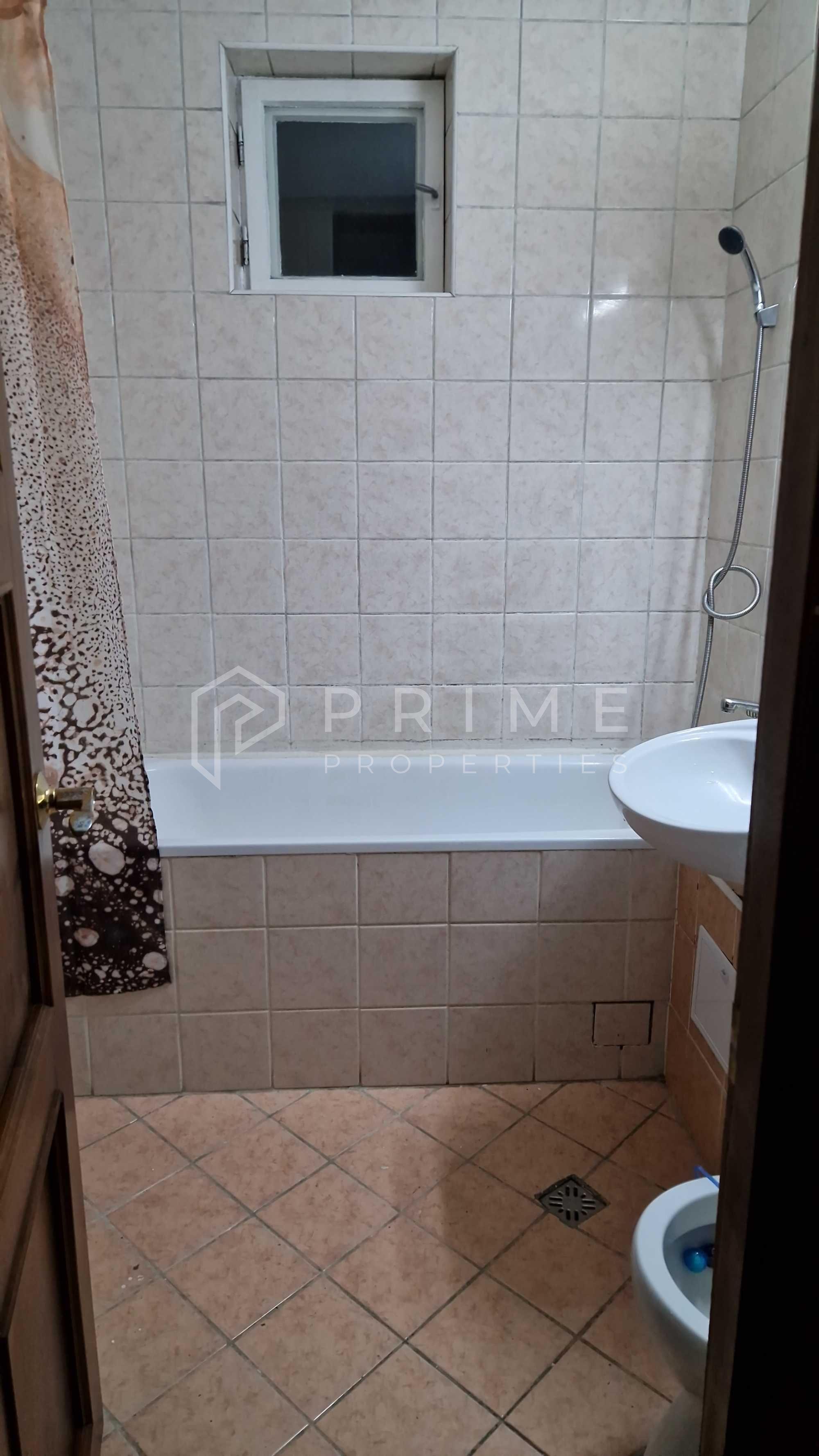 Apartament 3 camere – proaspăt renovat – zona 7 Noiembrie - 7
