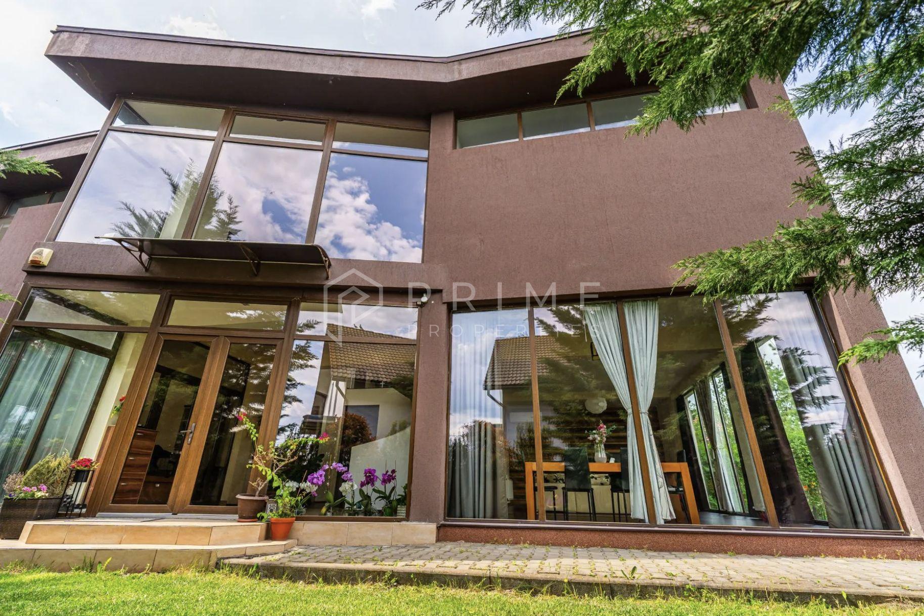 Vilă cu design și dotări deosebite de vânzare - 12