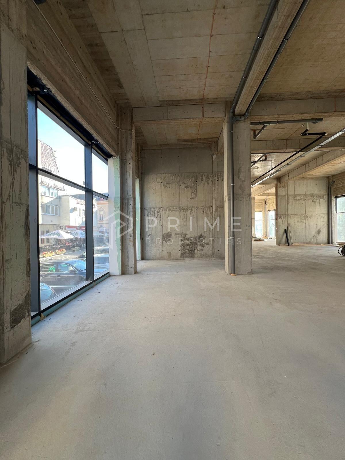 Spațiu comercial premium de închiriat, 200 mp, ultracentral Tg. Mureș - 1