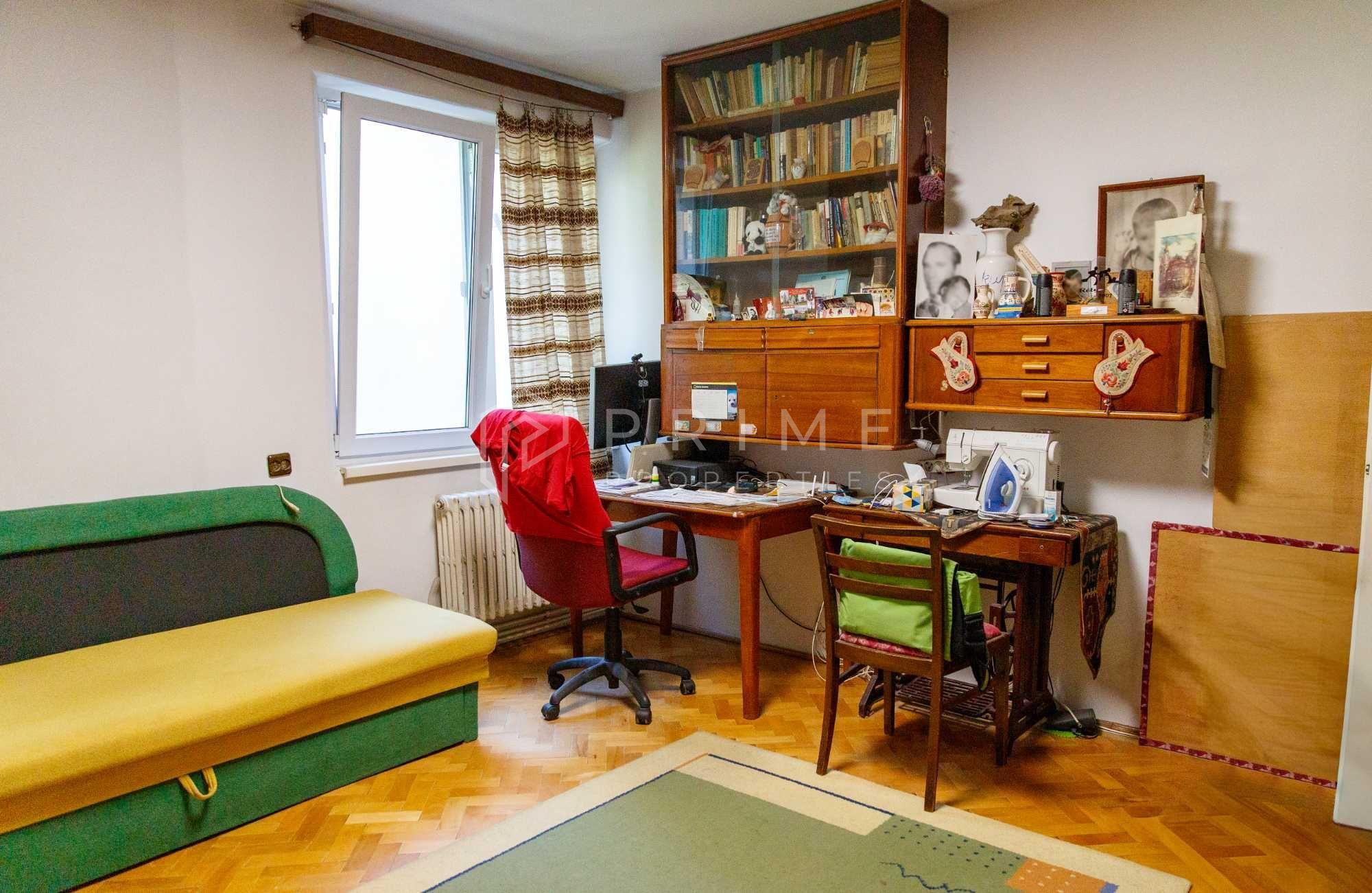 Apartament spațios cu 3 camere, decomandat – Zona 7 Noiembrie / UMFST - 2